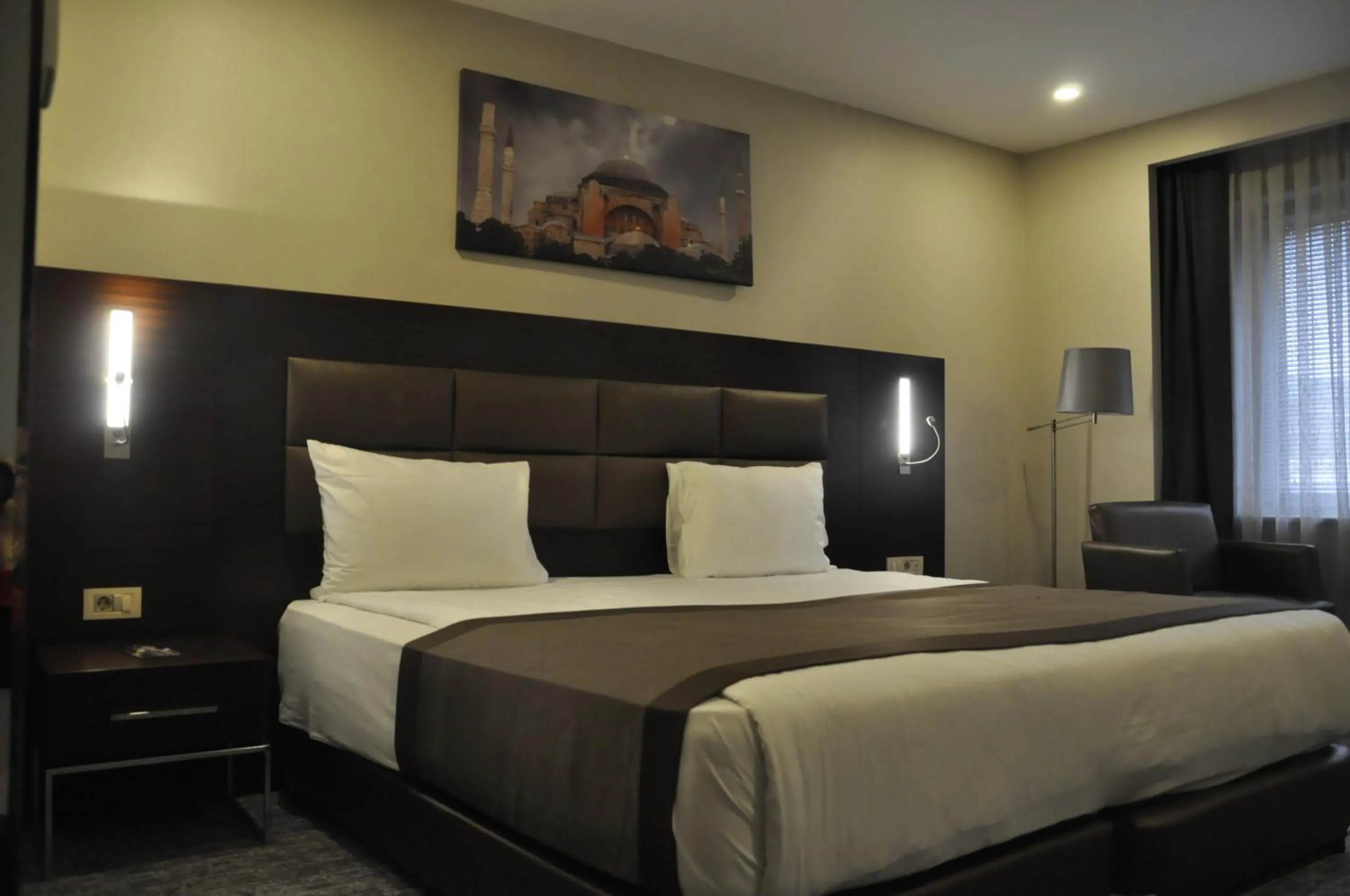 Bed in Happy Inn Gebze Hotel