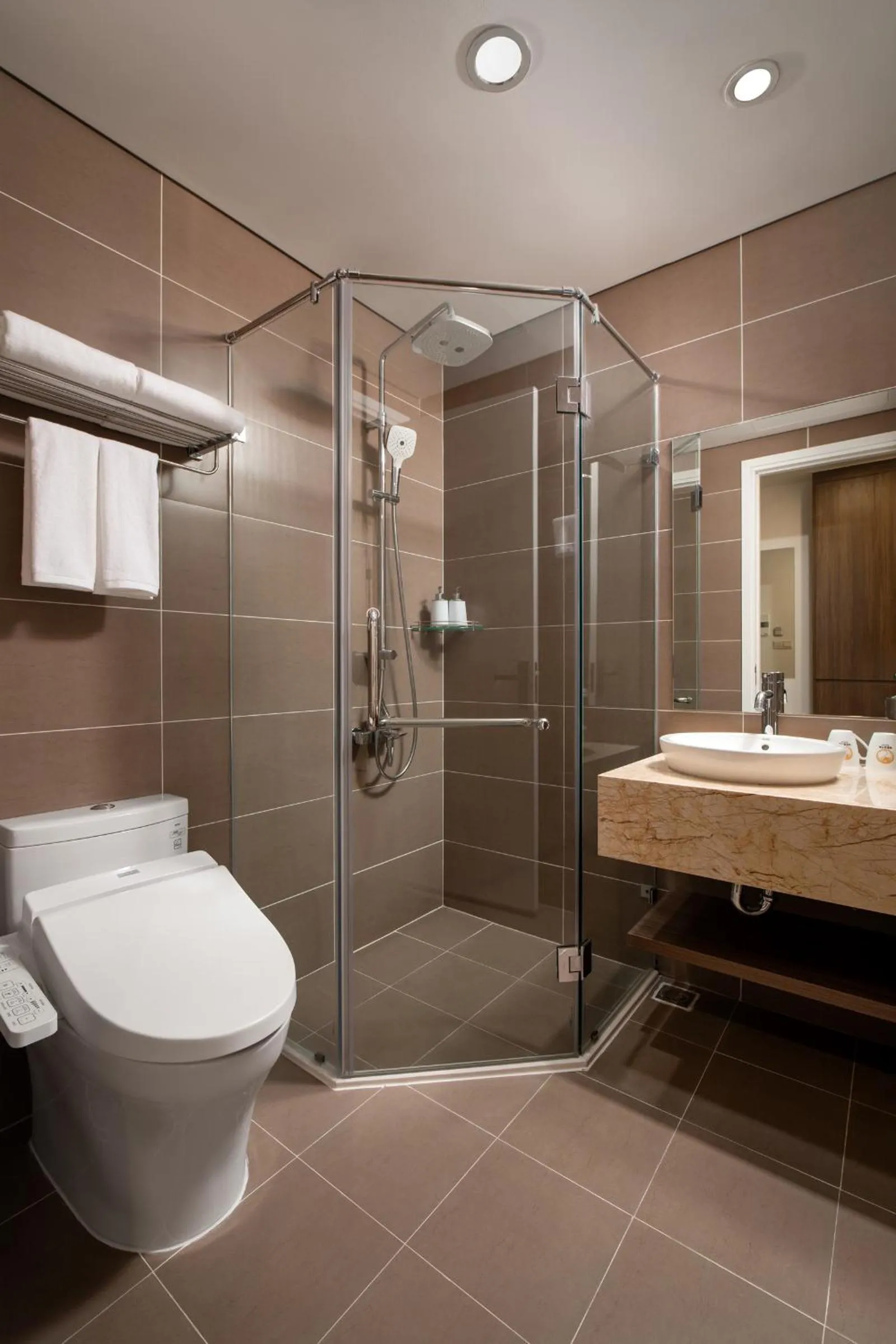 Bathroom in Nesta - The Grand Hao Nam