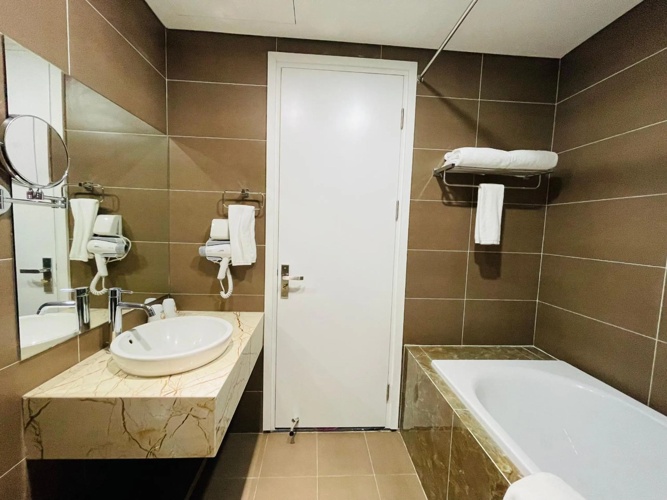 Bathroom in Nesta - The Grand Hao Nam