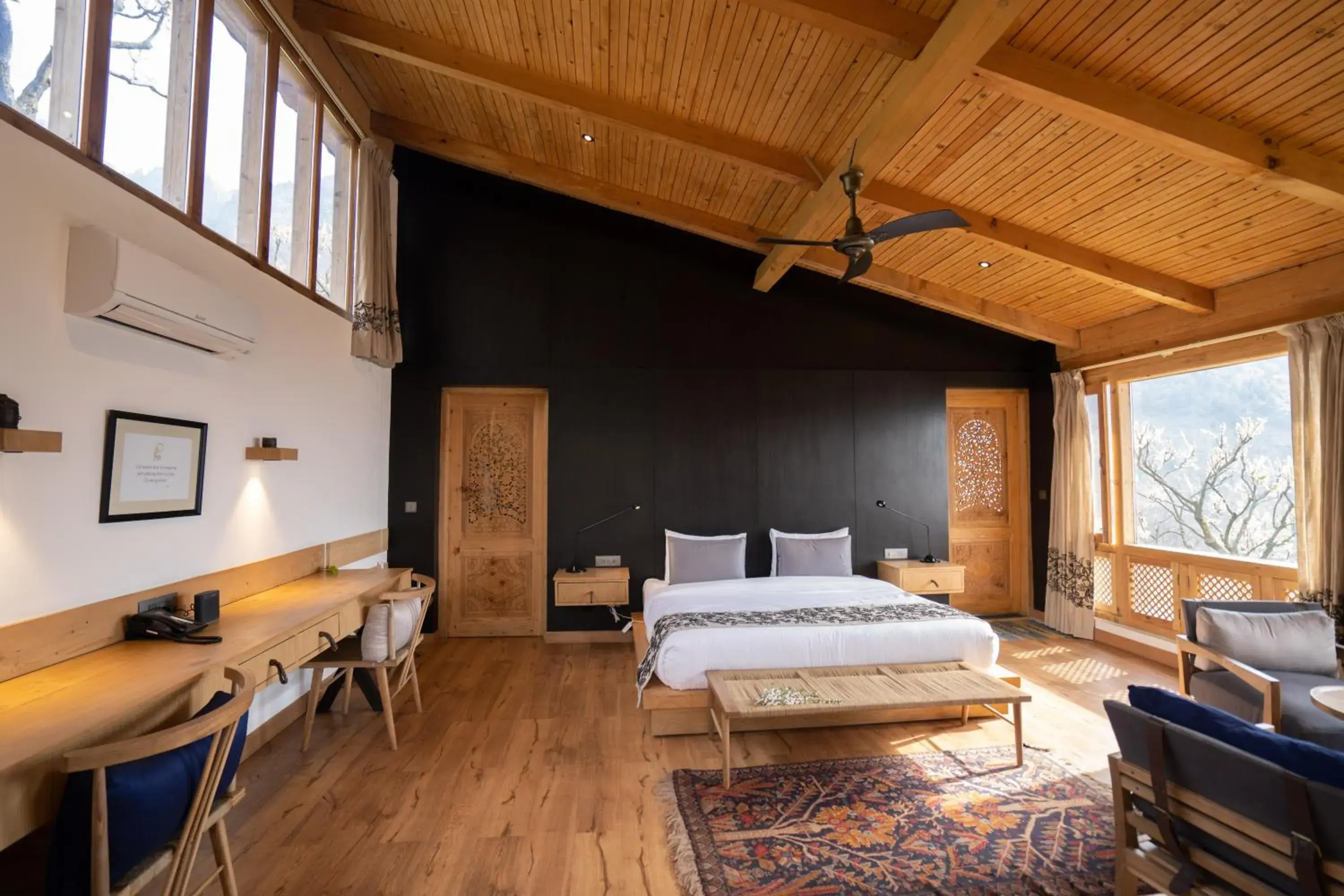 Bed in Qayaam Gah Bed in Qayaam Gah