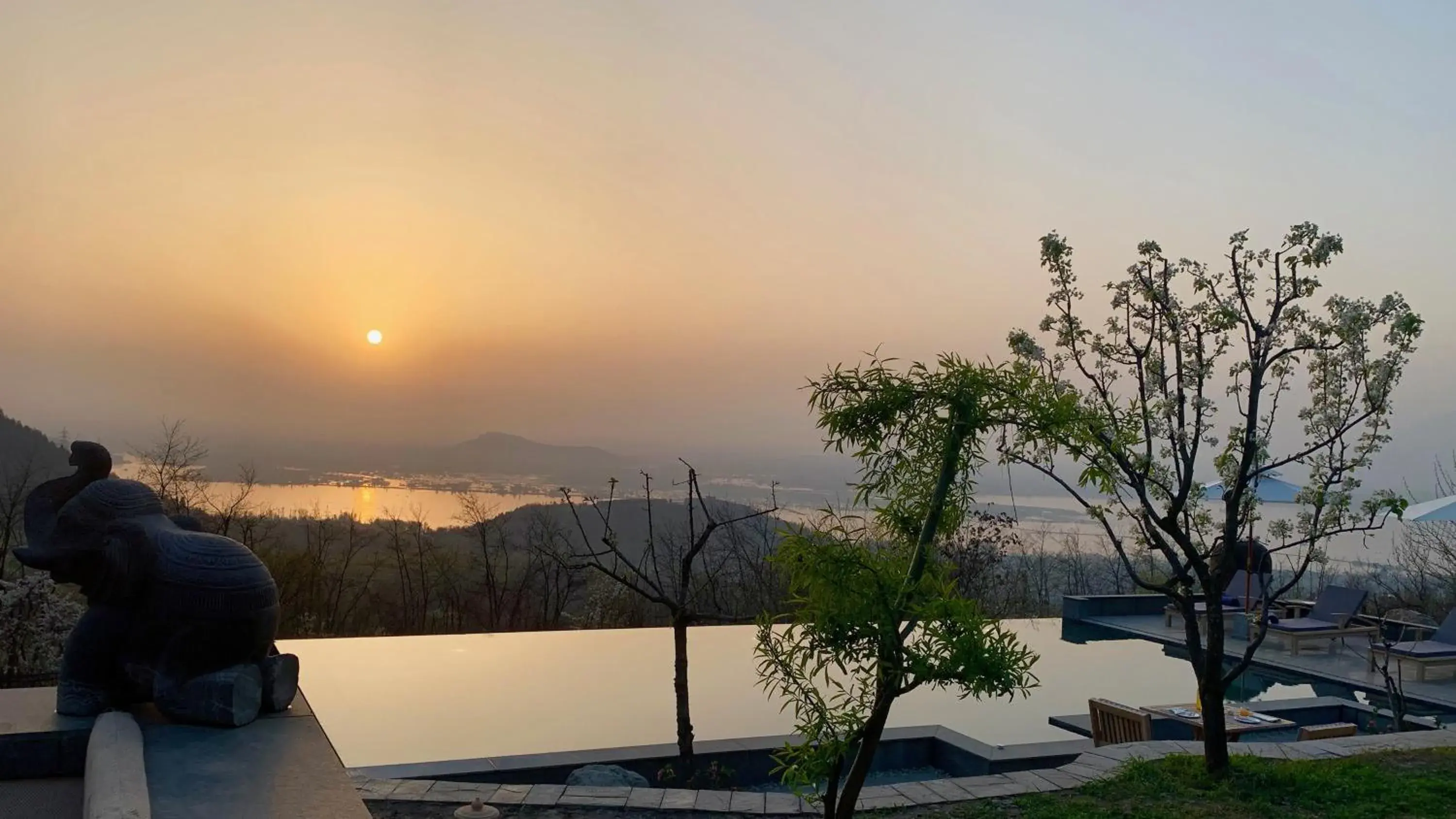 Swimming pool in Qayaam Gah Swimming pool in Qayaam Gah