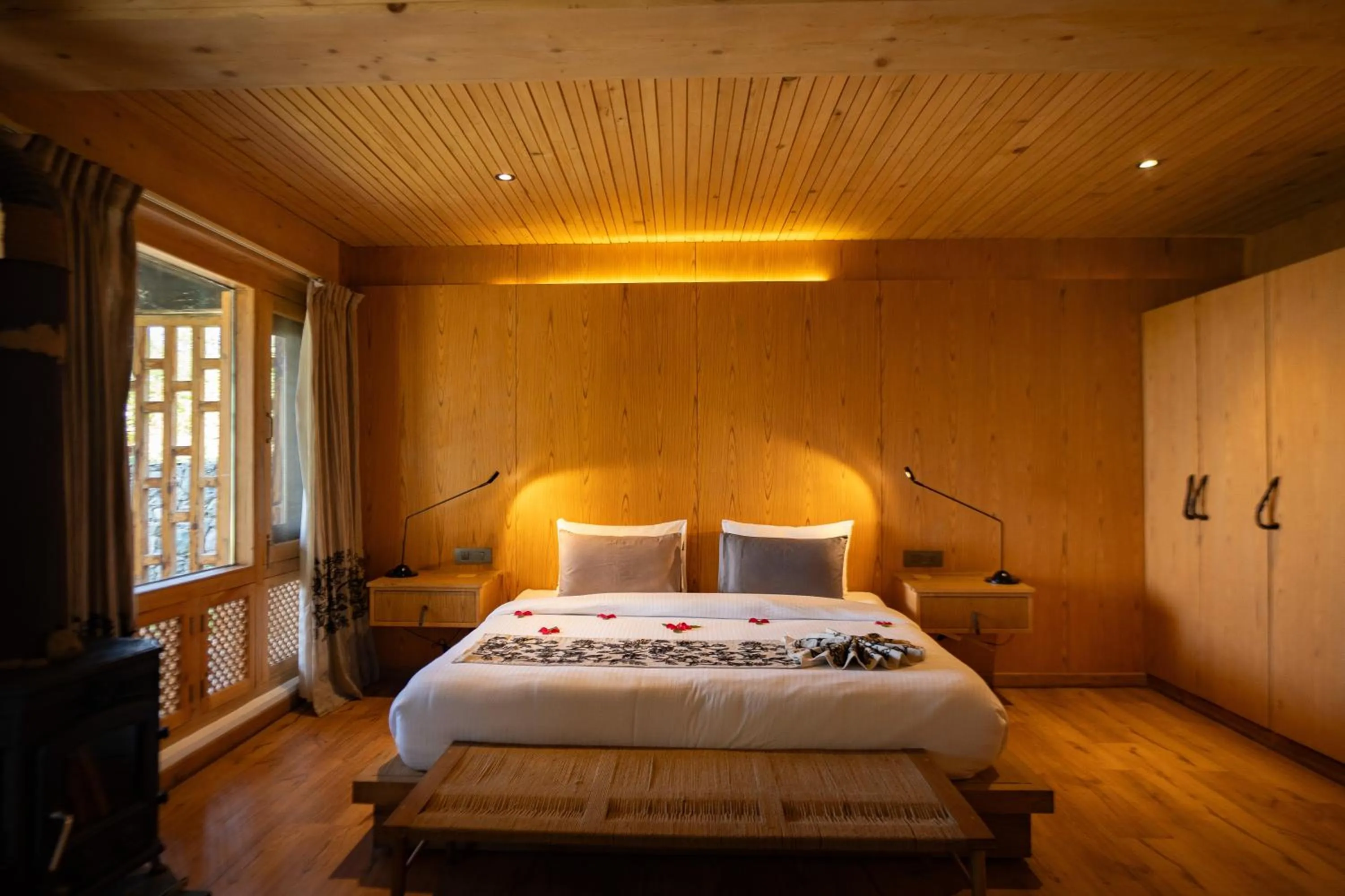 Property building, Bed in Qayaam Gah