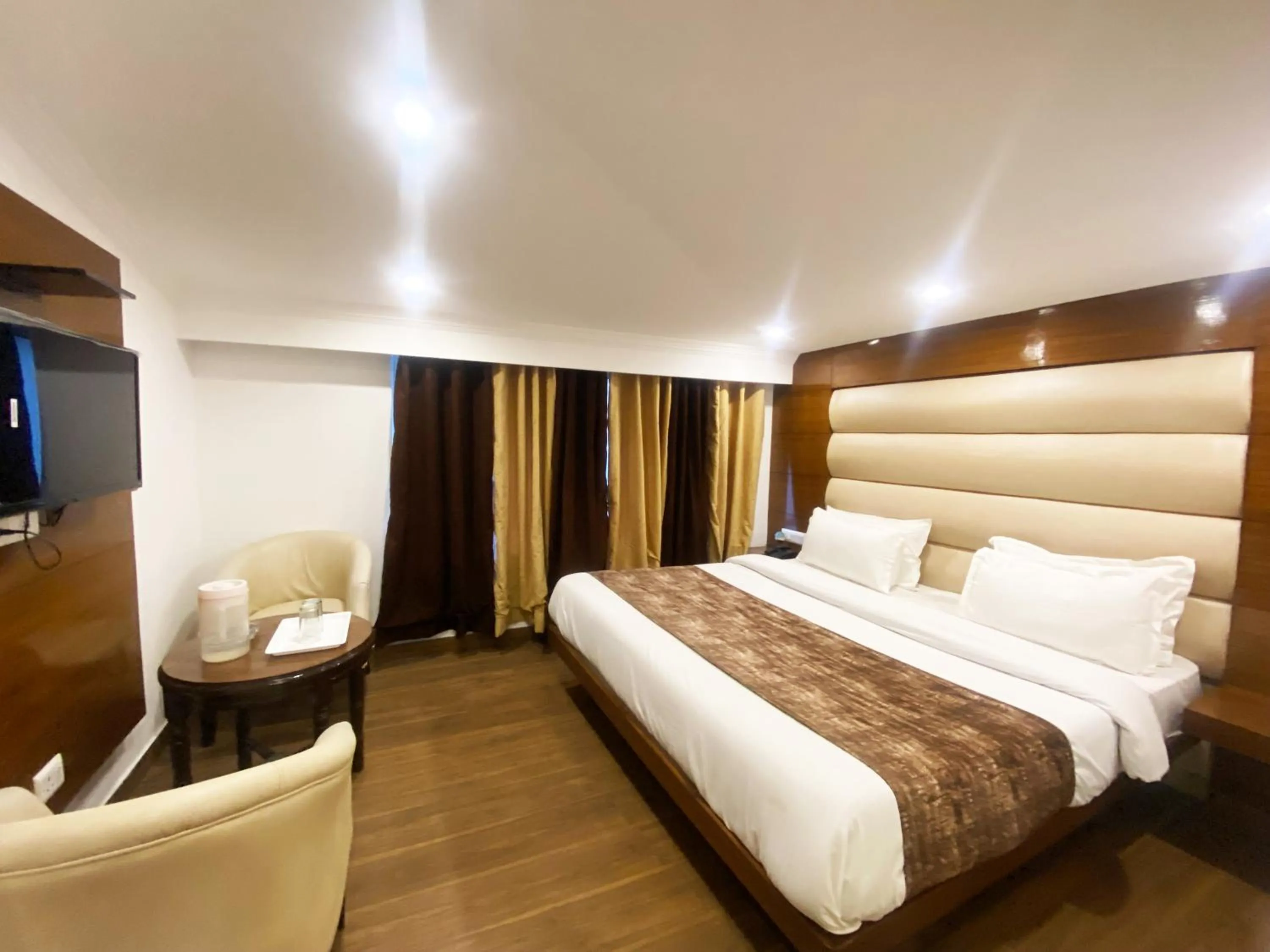 Bed in Hotel Royal Classic @ Mall Road Mussoorie