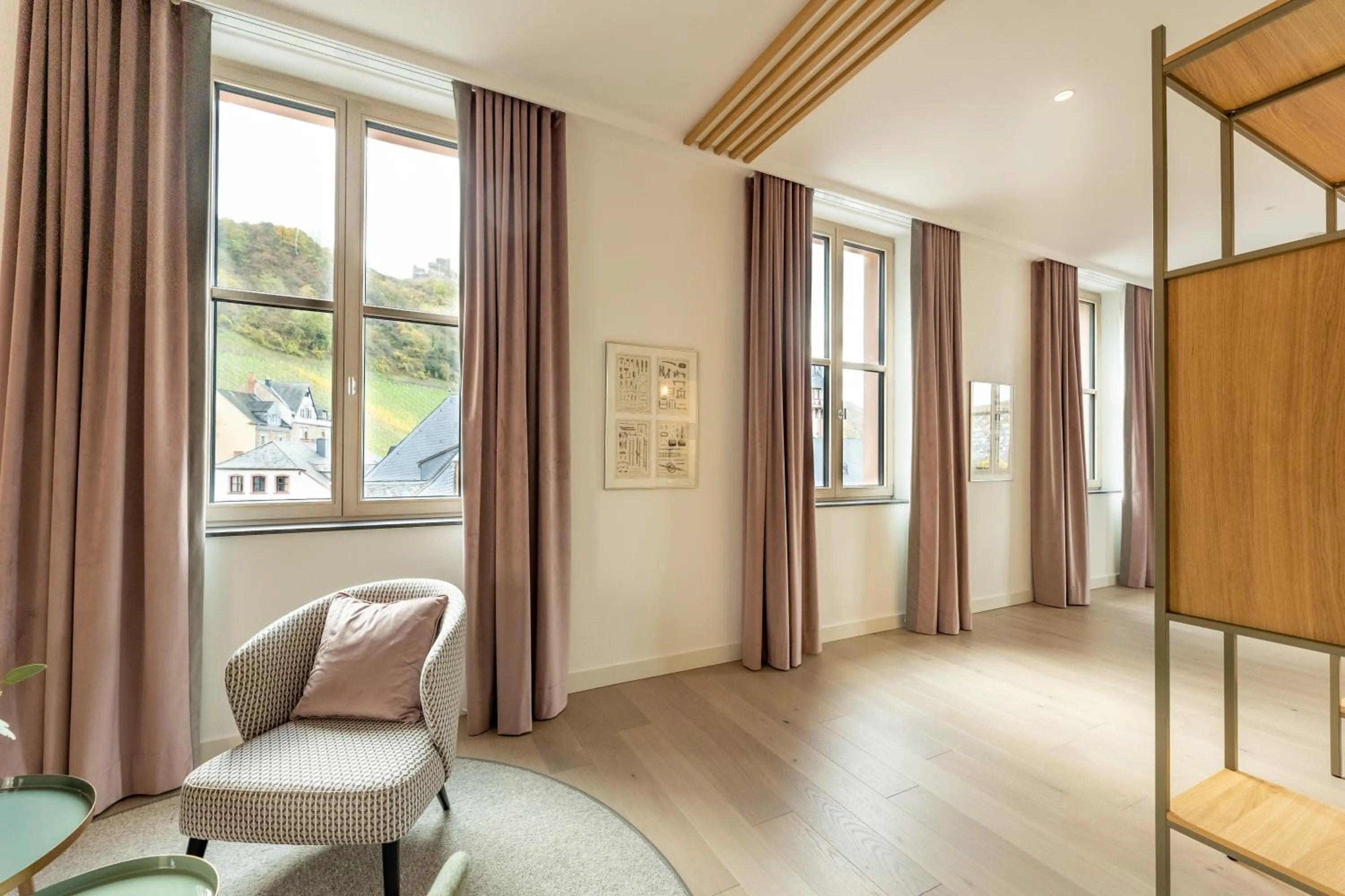 Living room in DEINHARD's