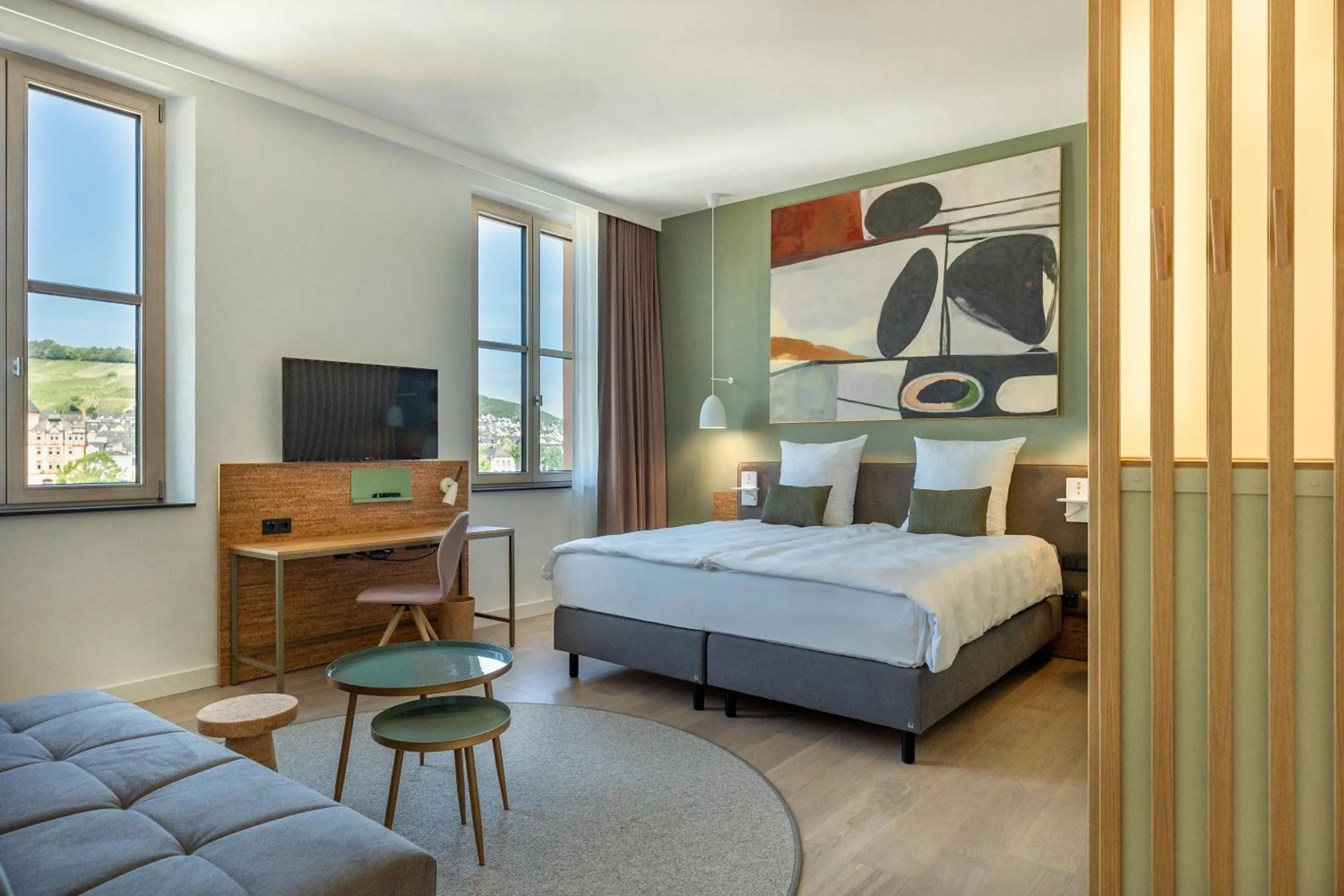 Photo of the whole room, Bed in DEINHARD's