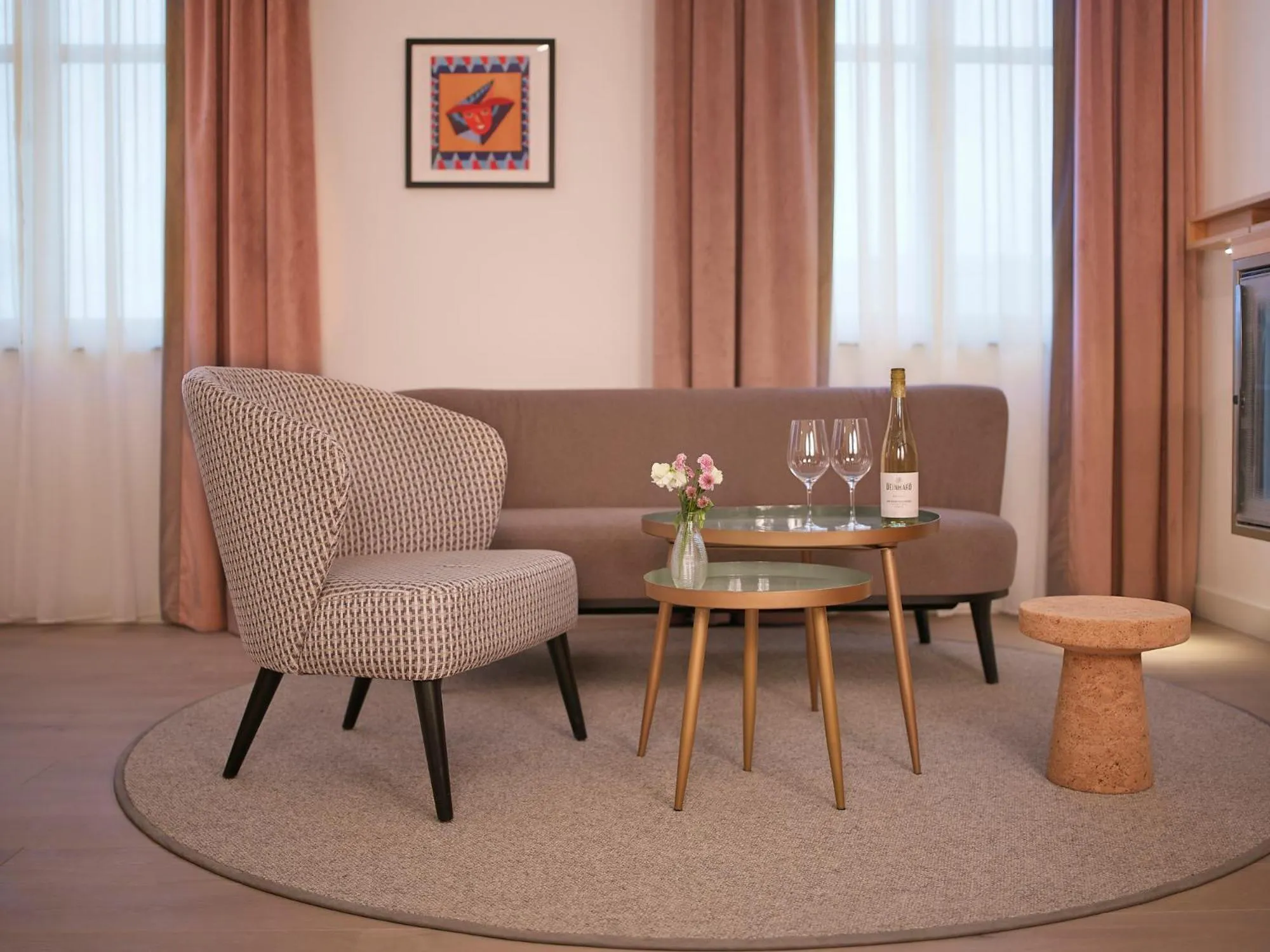 Seating area in DEINHARD's