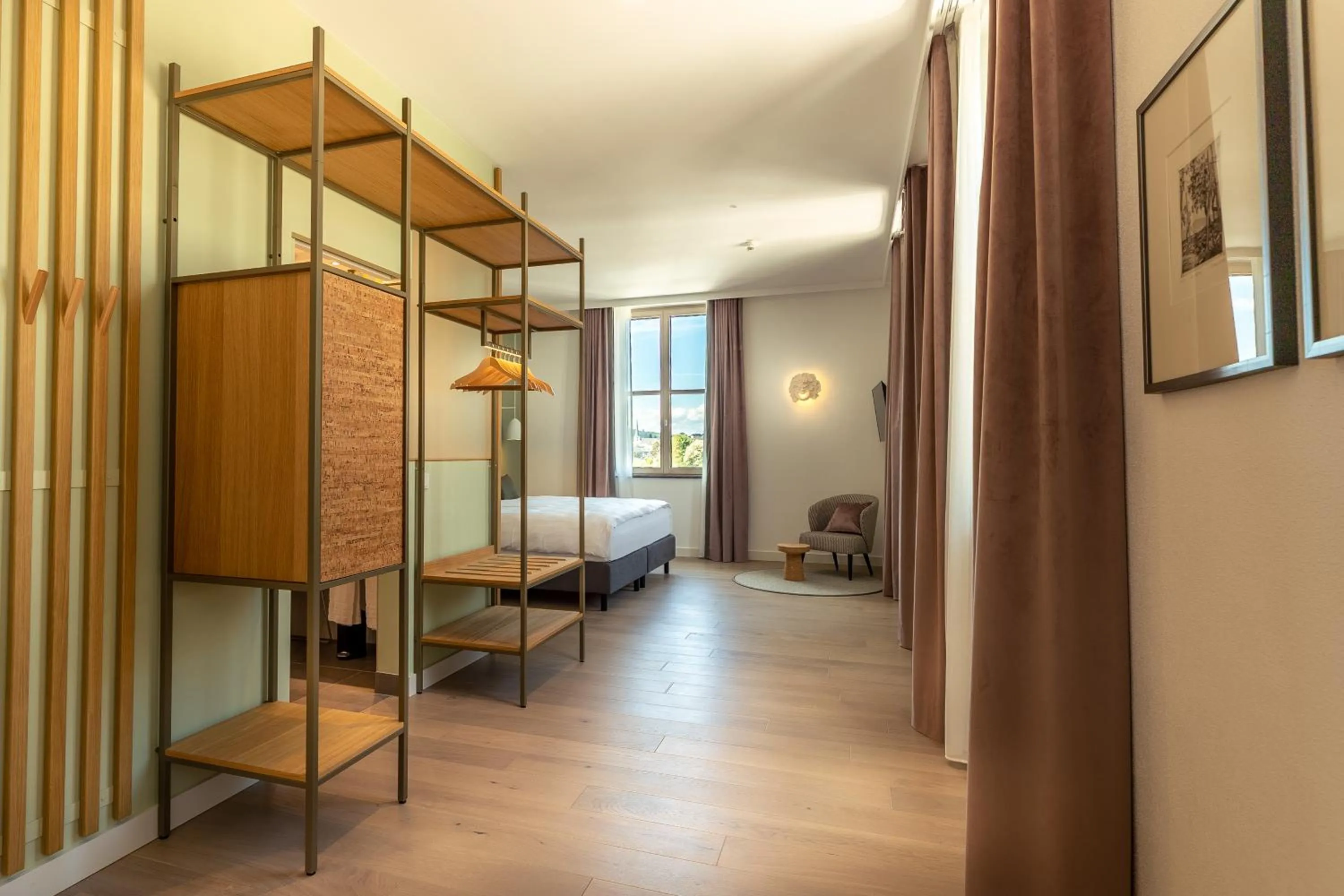 Photo of the whole room in DEINHARD's