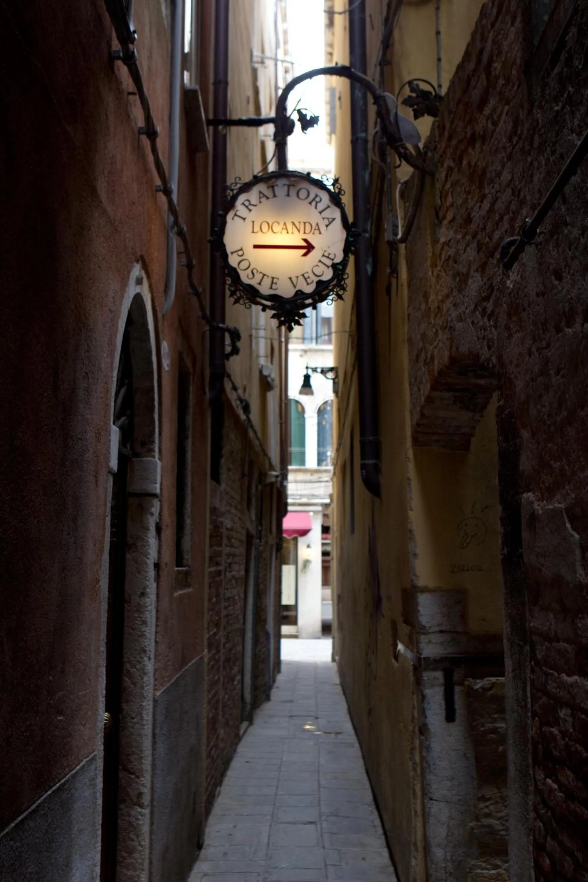 Facade/entrance in Locanda Poste Vecie