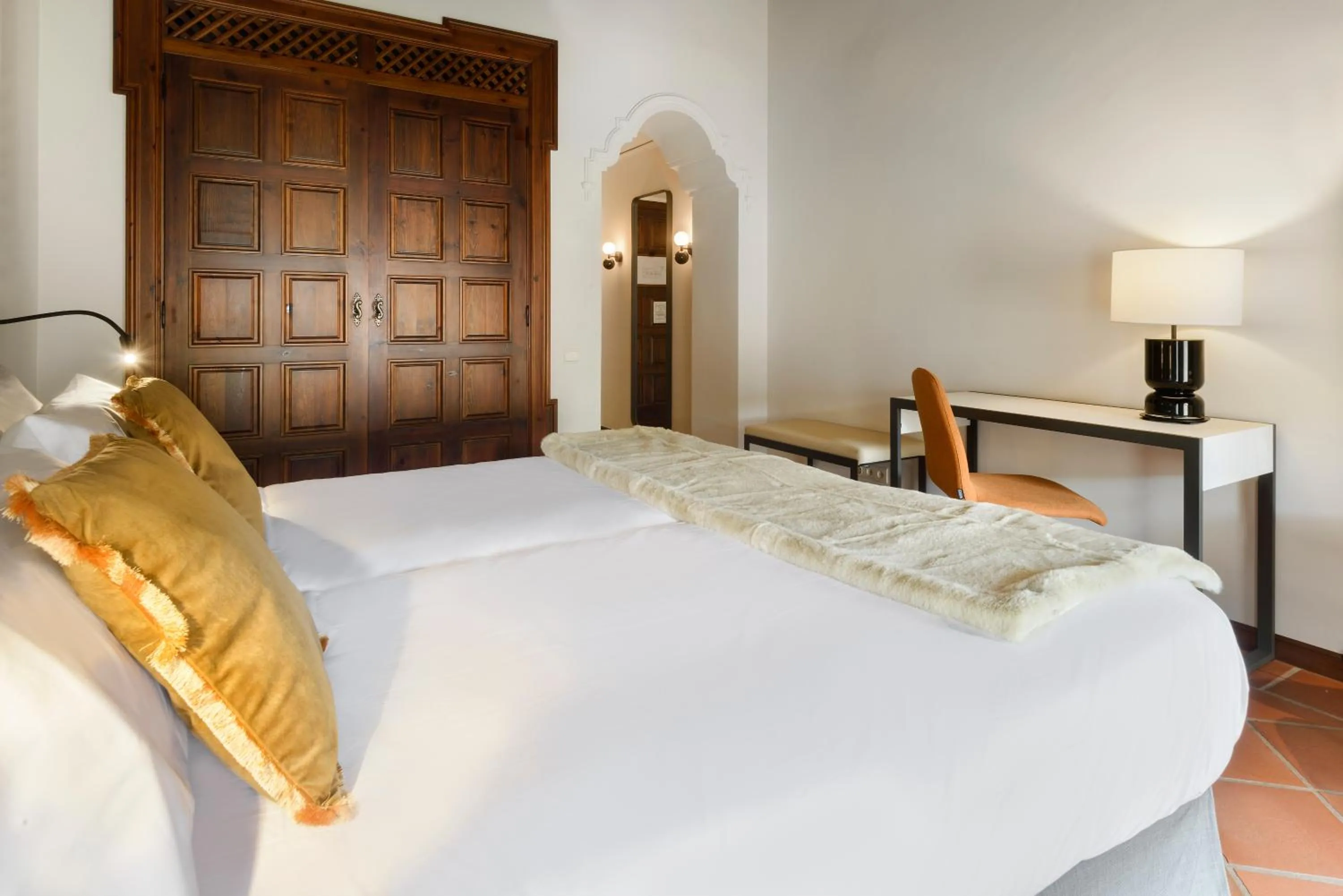 Bedroom, Bed in Hotel Palacio Matutano-Daudén