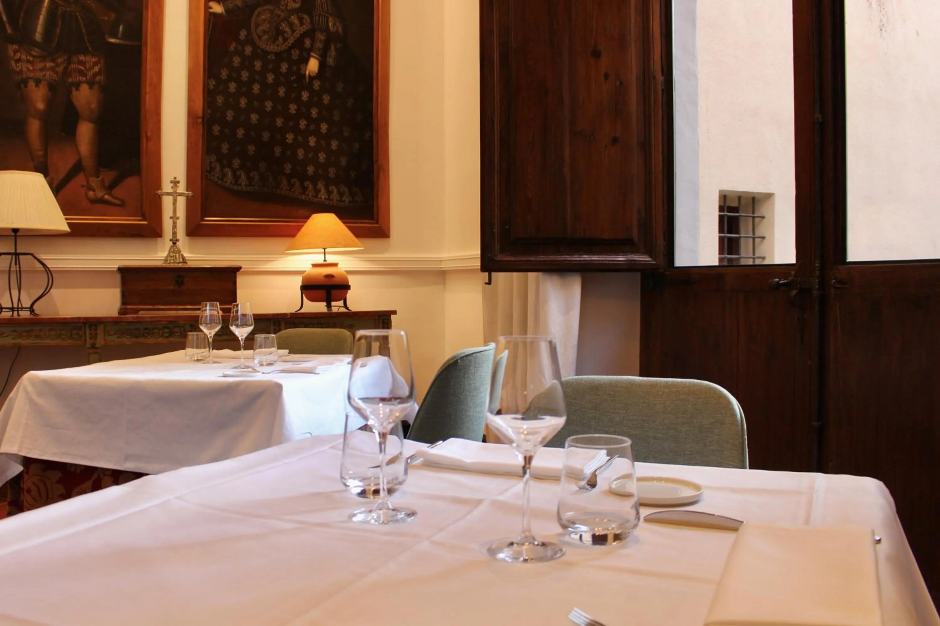 Restaurant/places to eat in Hotel Palacio Matutano-Daudén