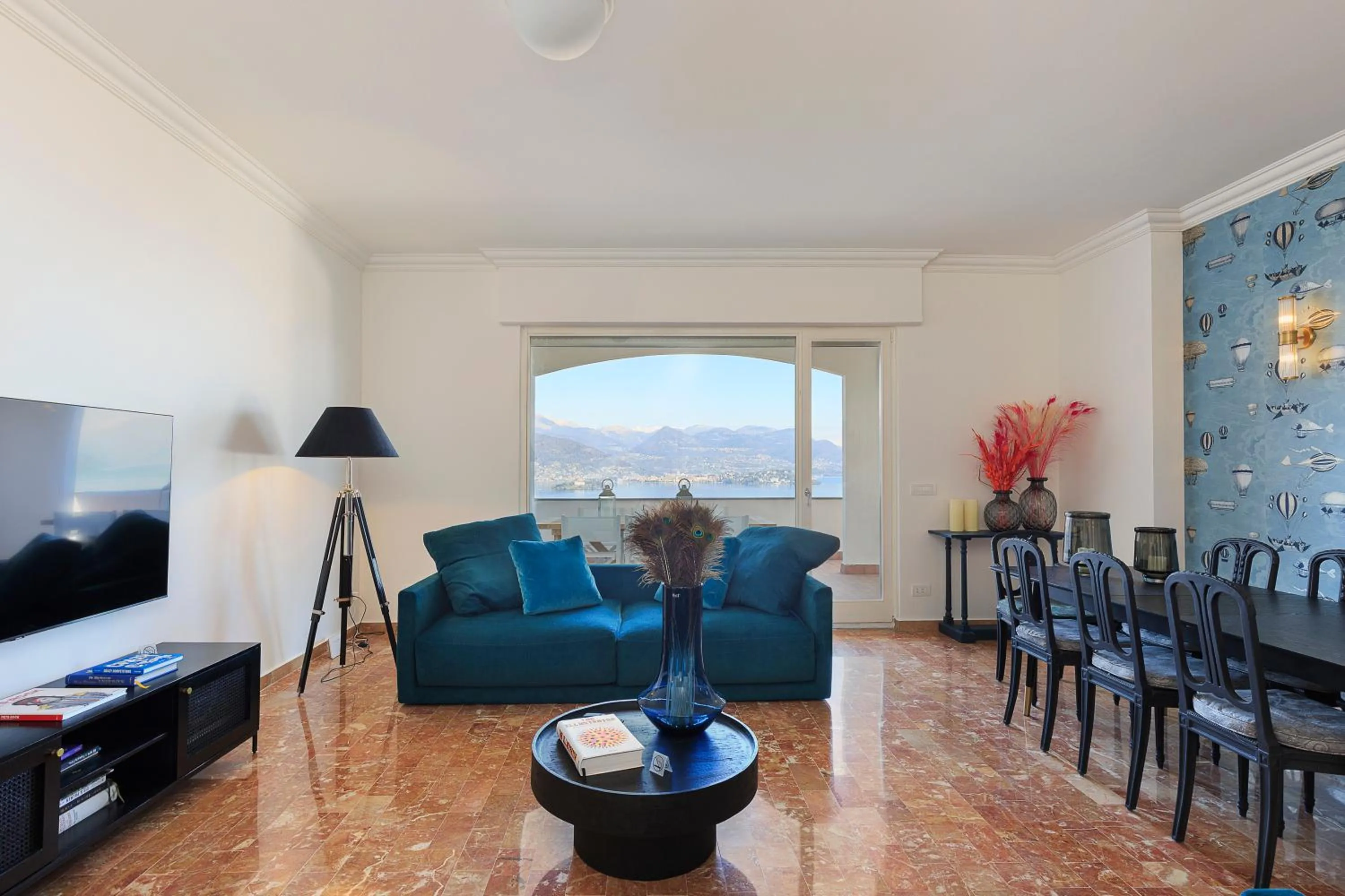Living room in Lago 270