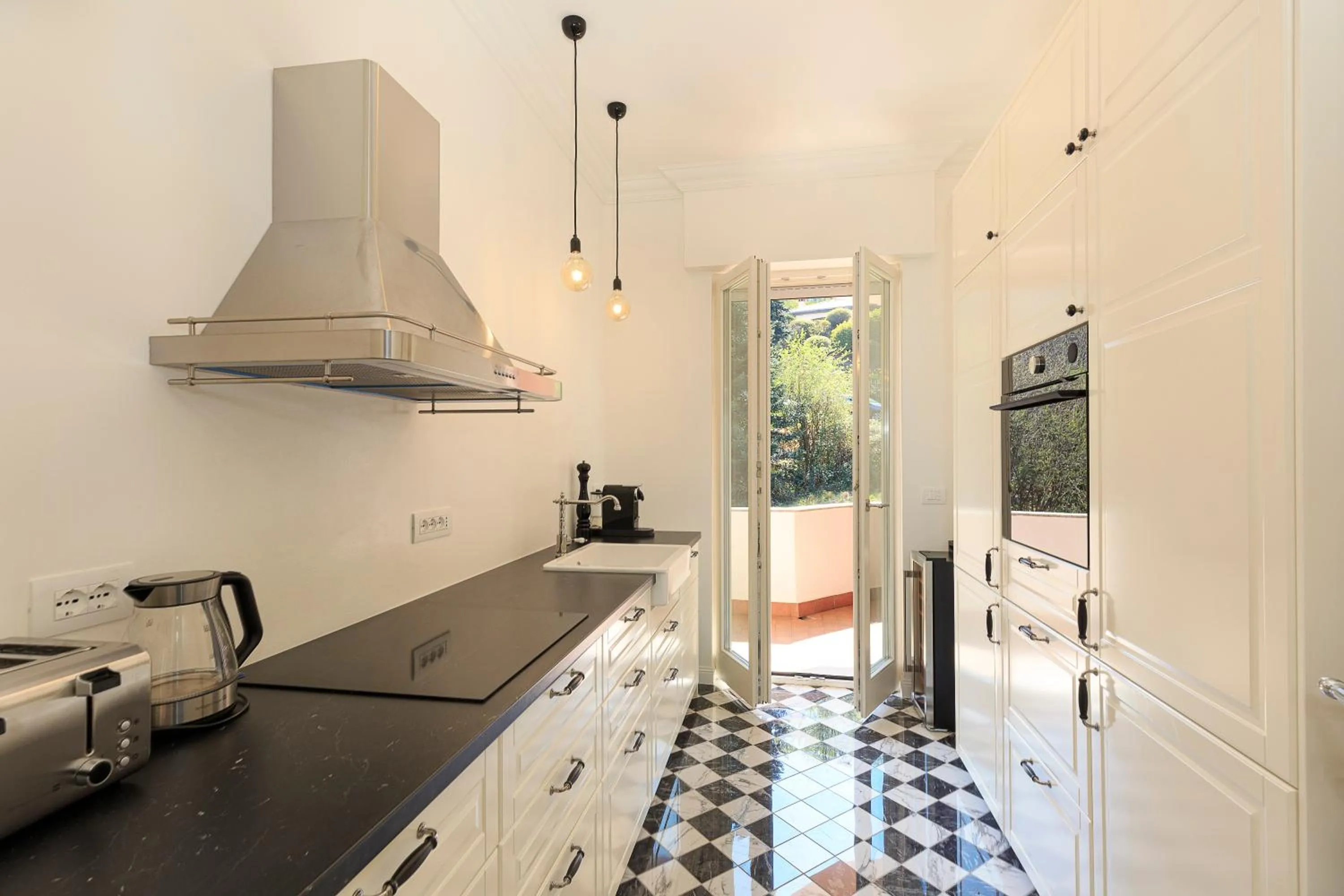 Kitchen or kitchenette in Lago 270
