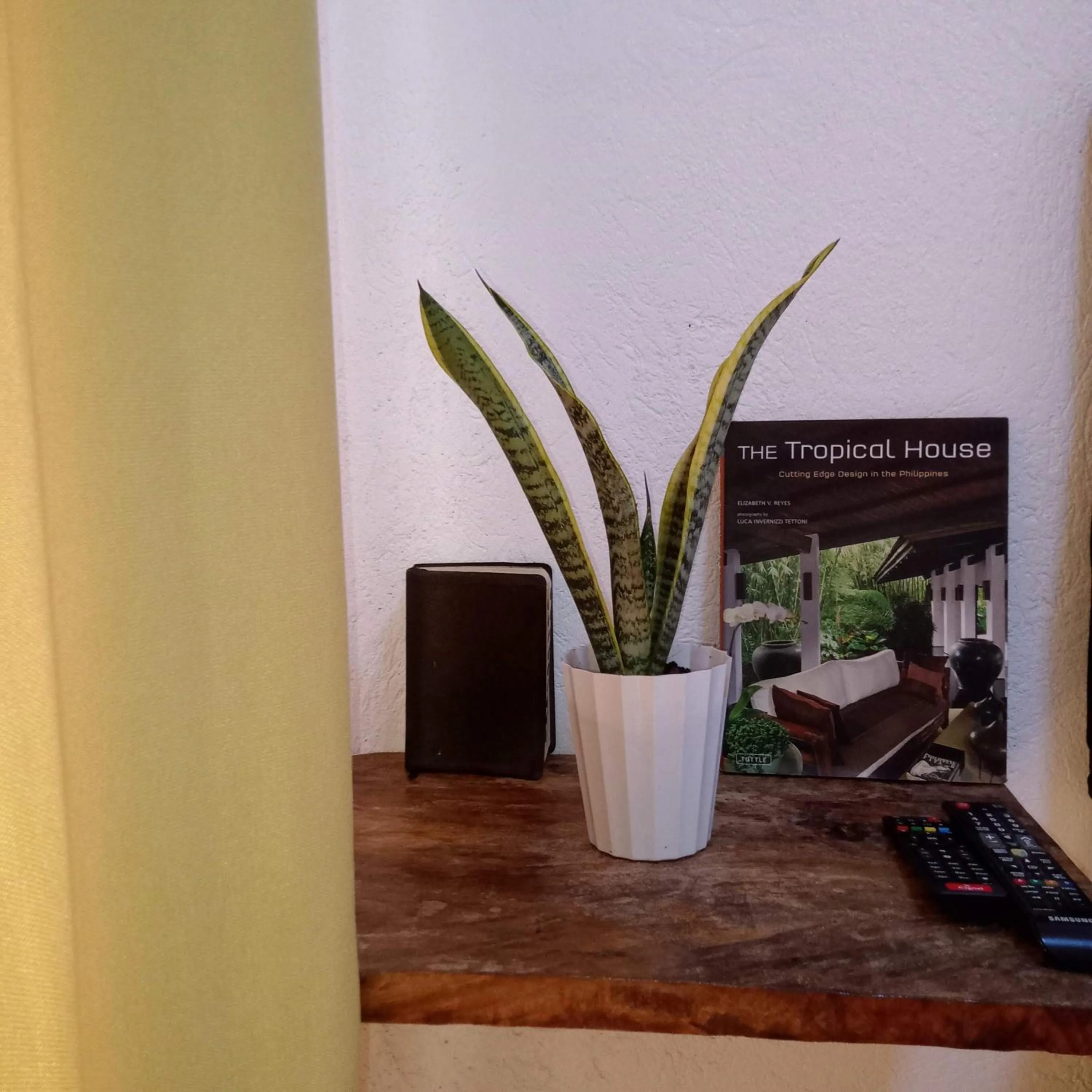 Decorative detail in Baywalk Suites Batangas