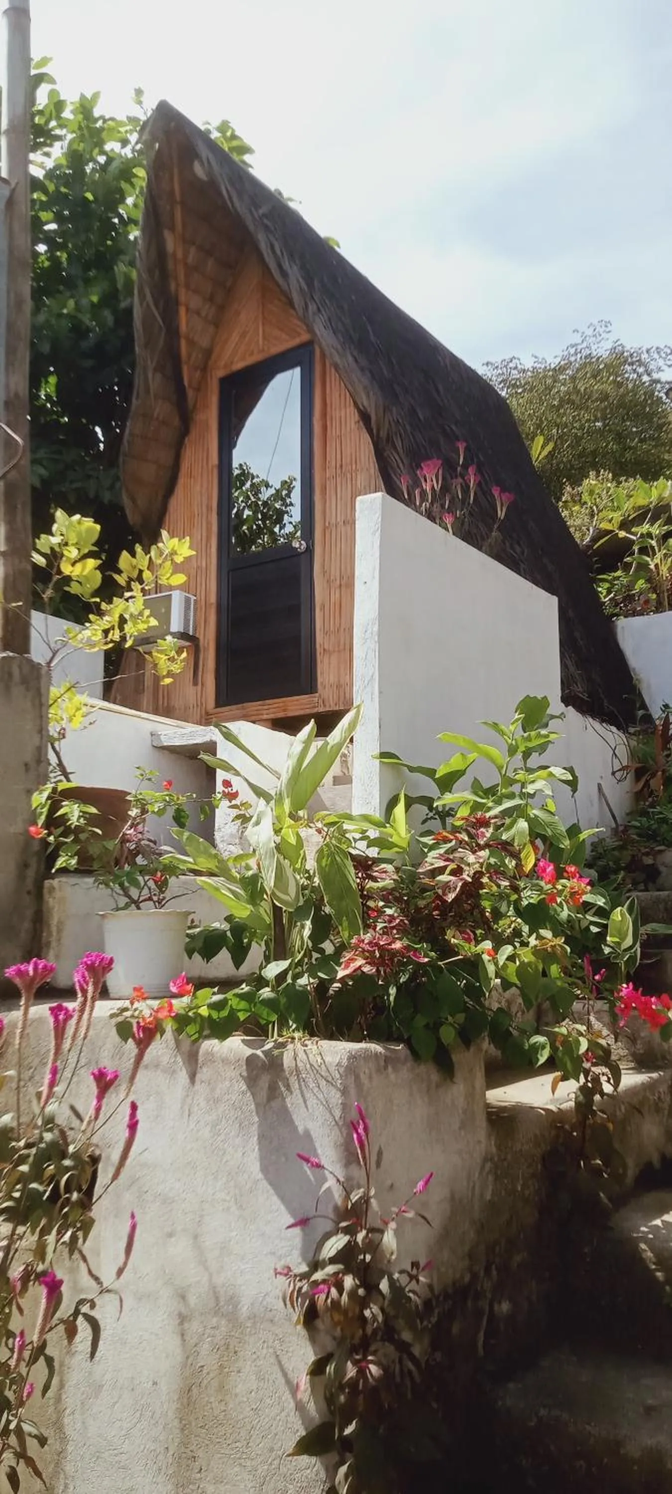 Property building in Baywalk Suites Batangas