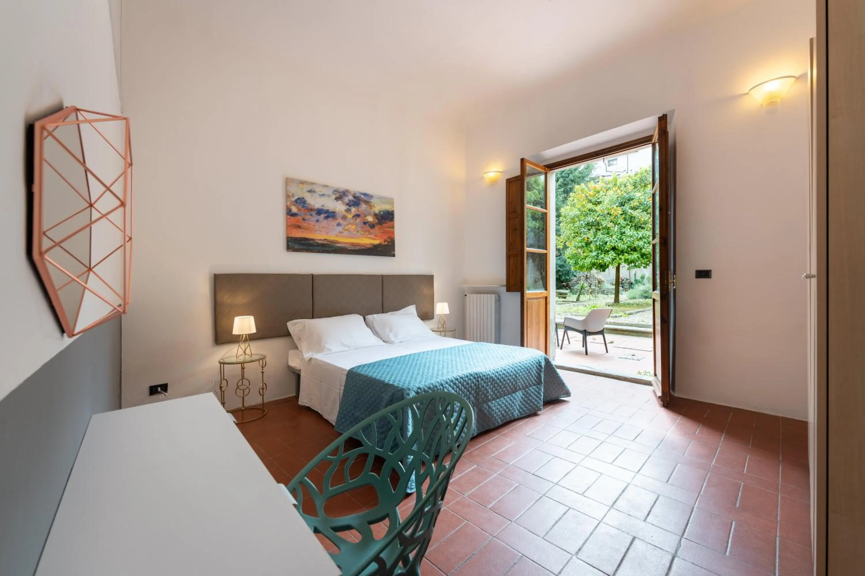 Other, Bed in Pilastri 35