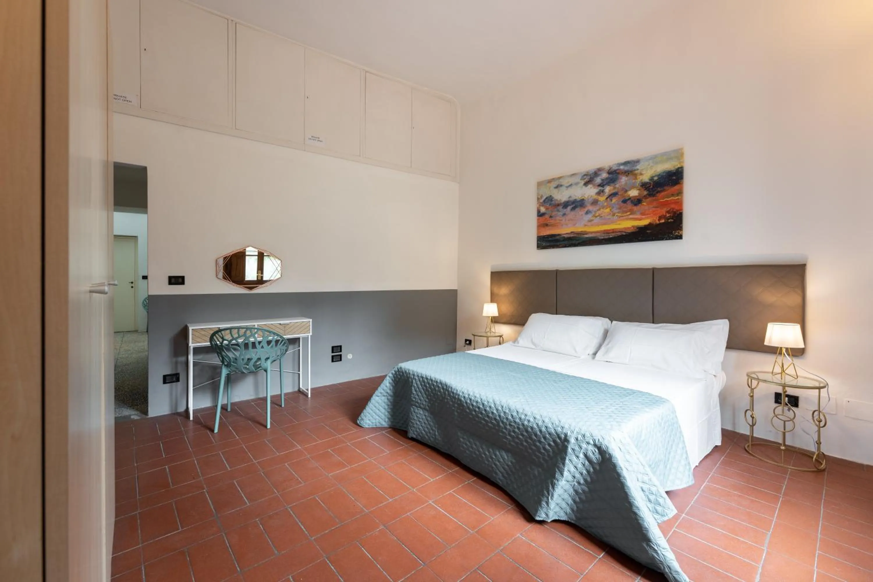 Other, Bed in Pilastri 35