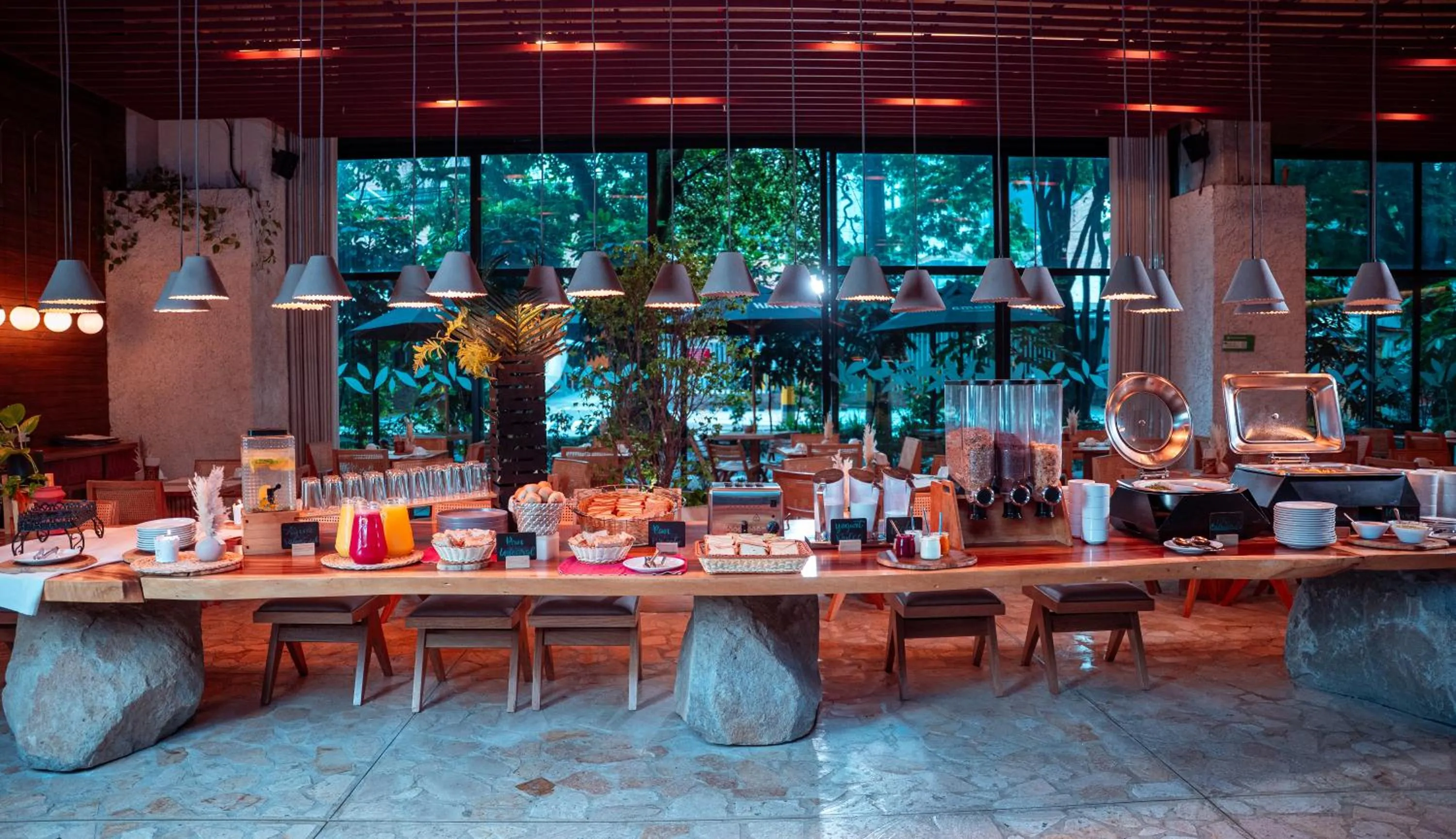 Buffet breakfast in Hashtag 98 Hotel By Jalo