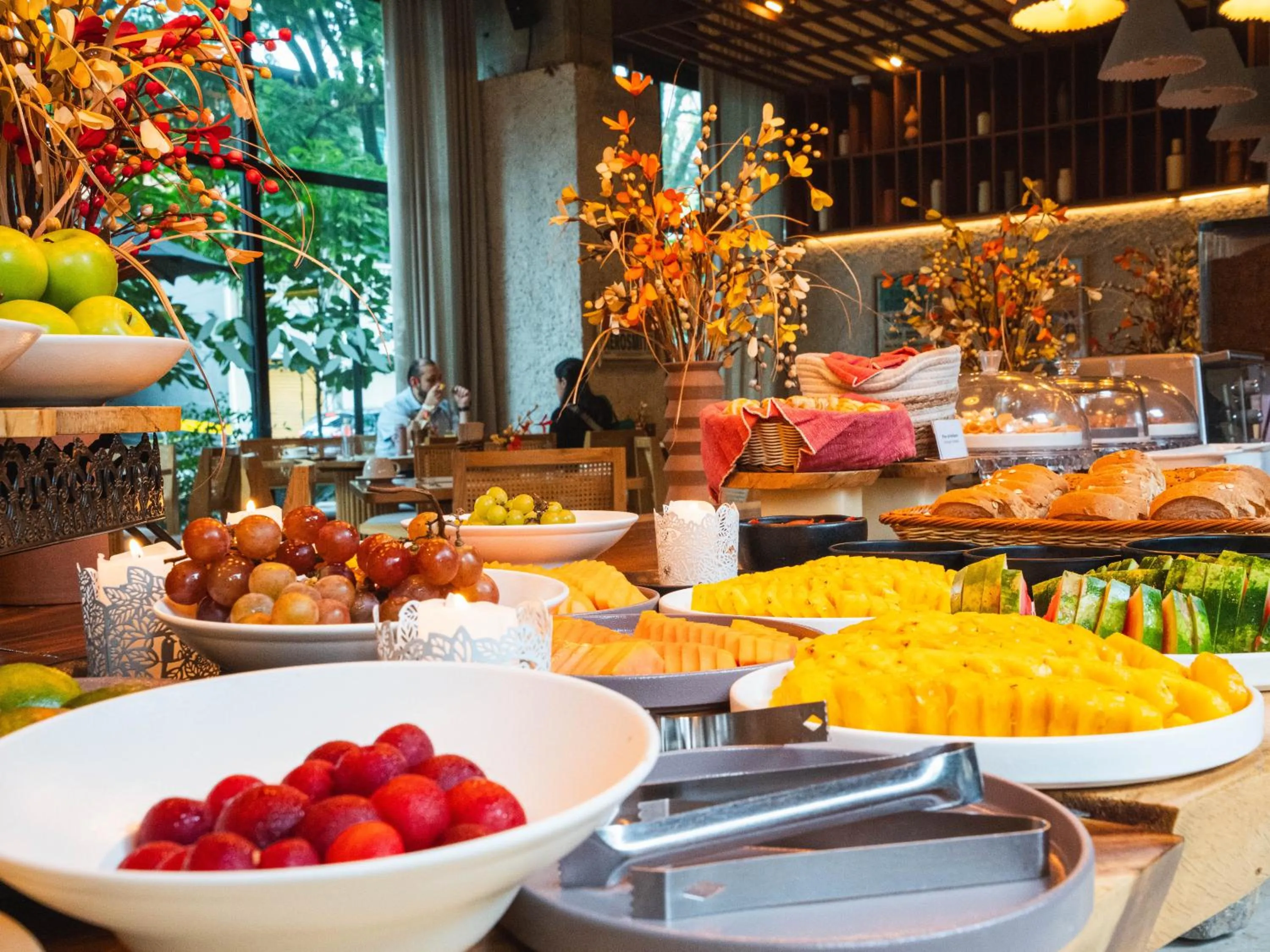 Breakfast in Hashtag 98 Hotel By Jalo