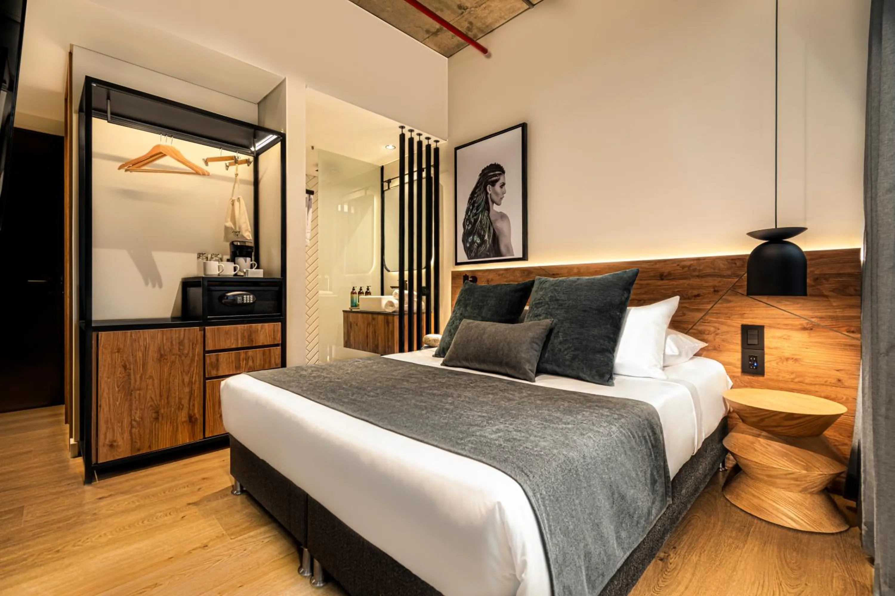 Bedroom, Bed in Hashtag 98 Hotel By Jalo