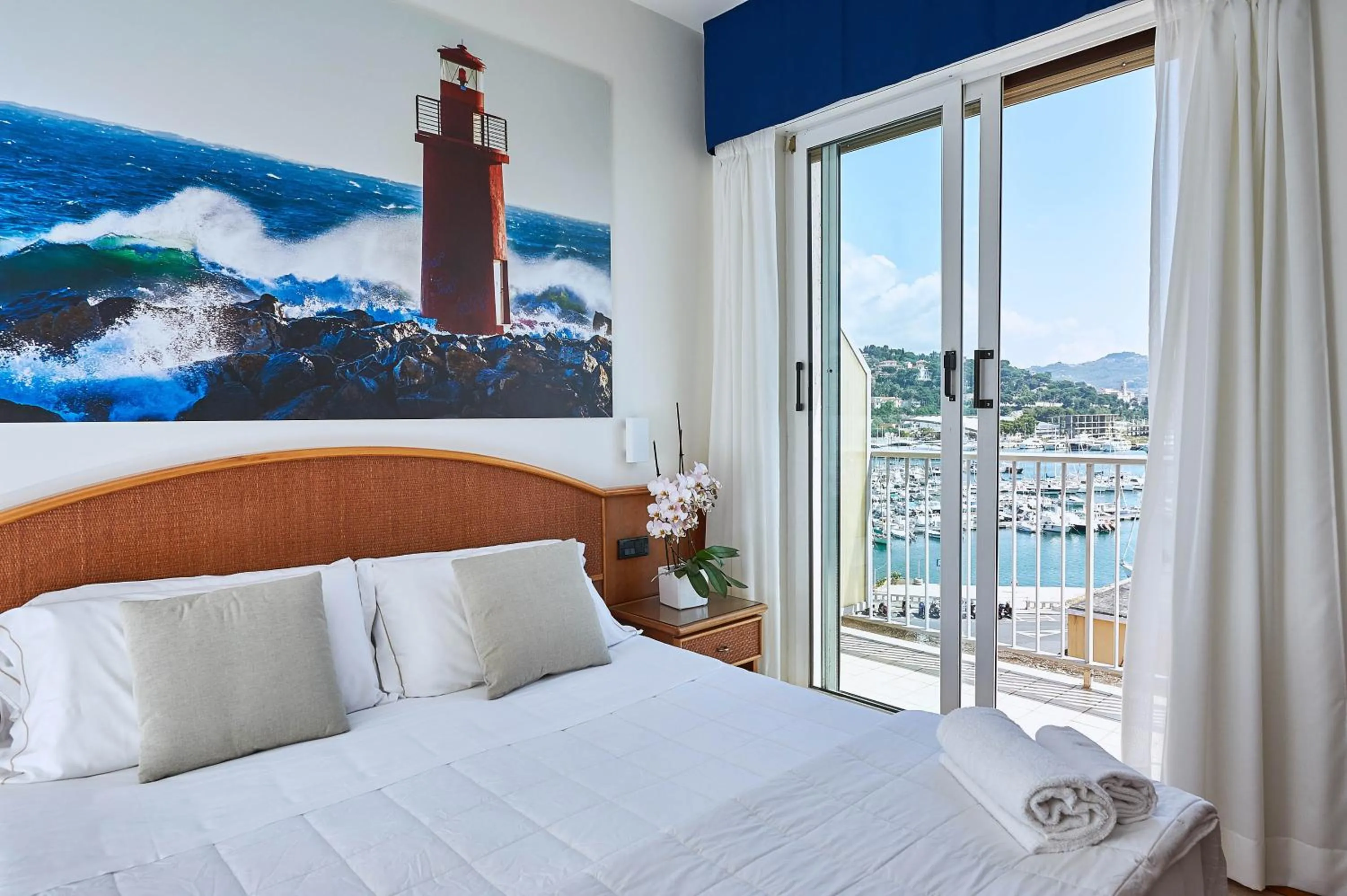 City view, Bed in Hotel Croce Di Malta