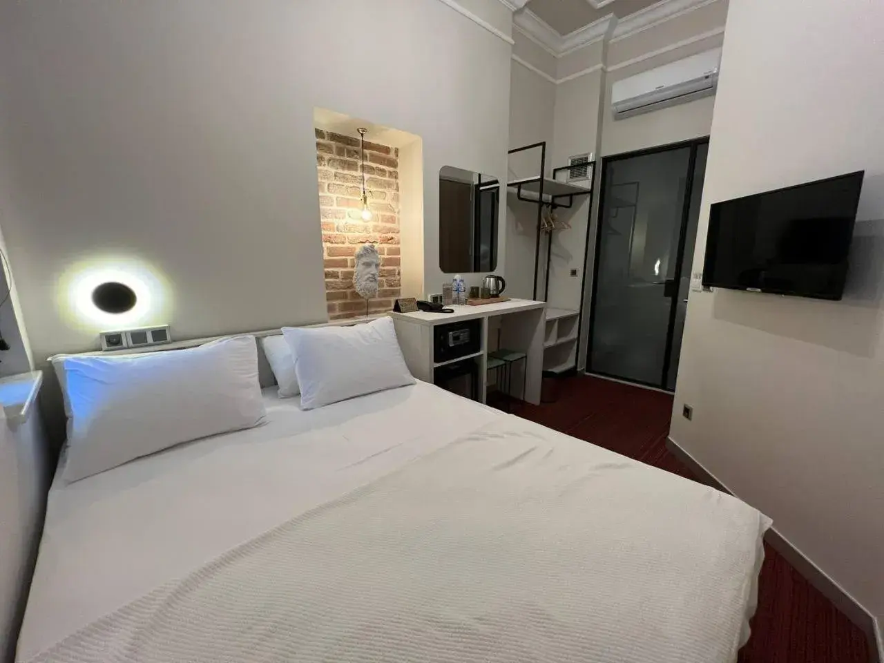 Bed in Rafinn Hotel Bed in Rafinn Hotel