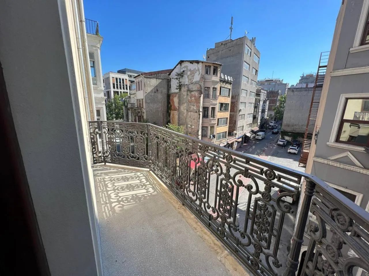 Balcony/Terrace in Rafinn Hotel