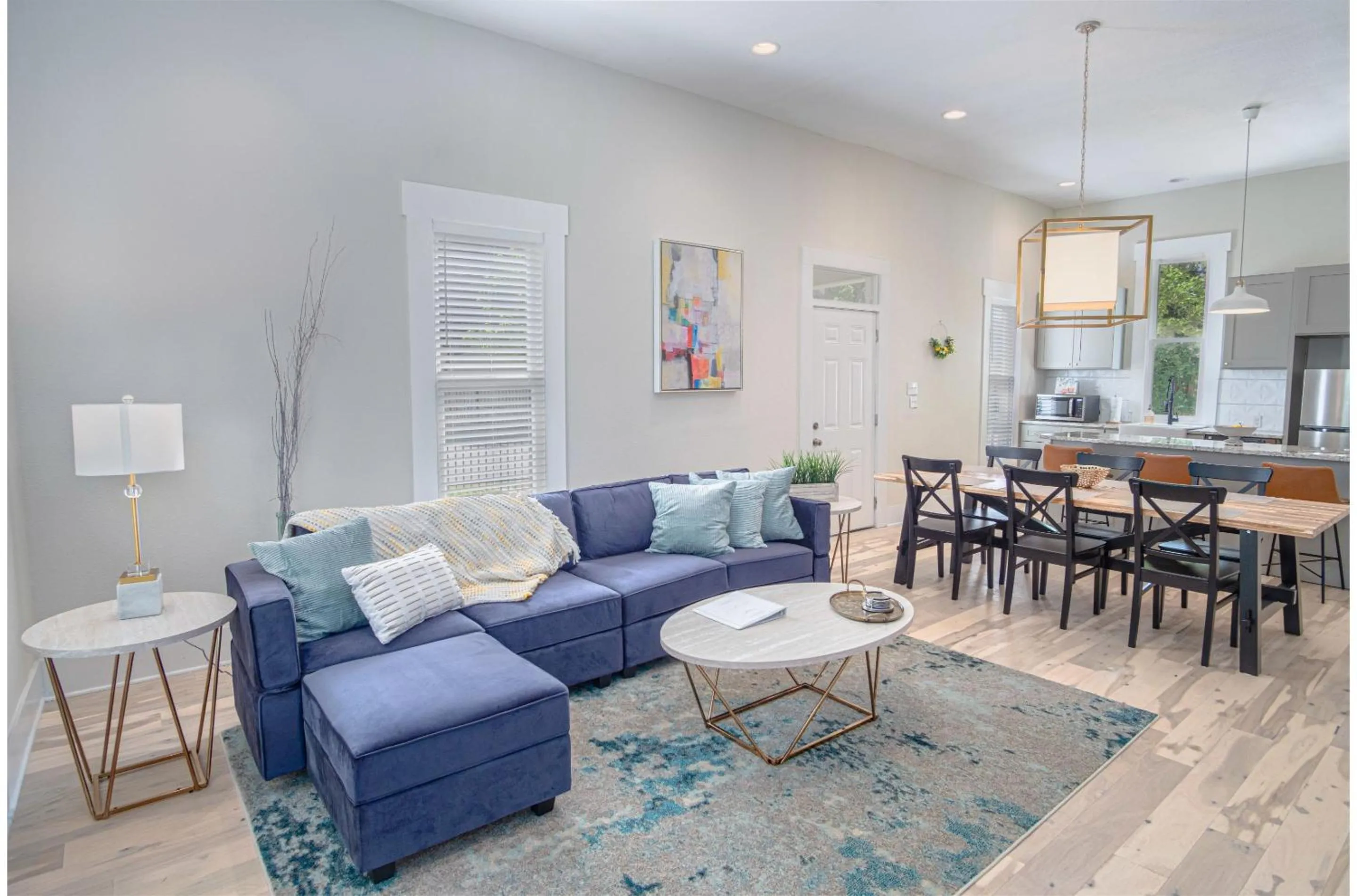 Incredible New 3BR2BA Near Downtown