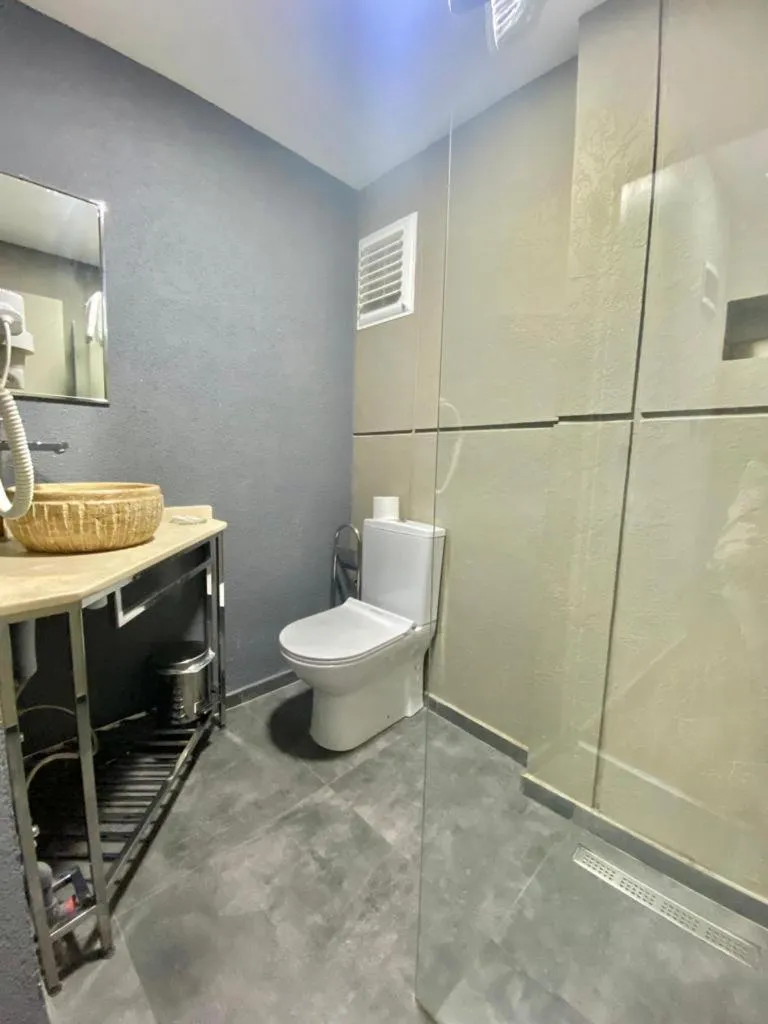 Shower in sahar sultan hotel