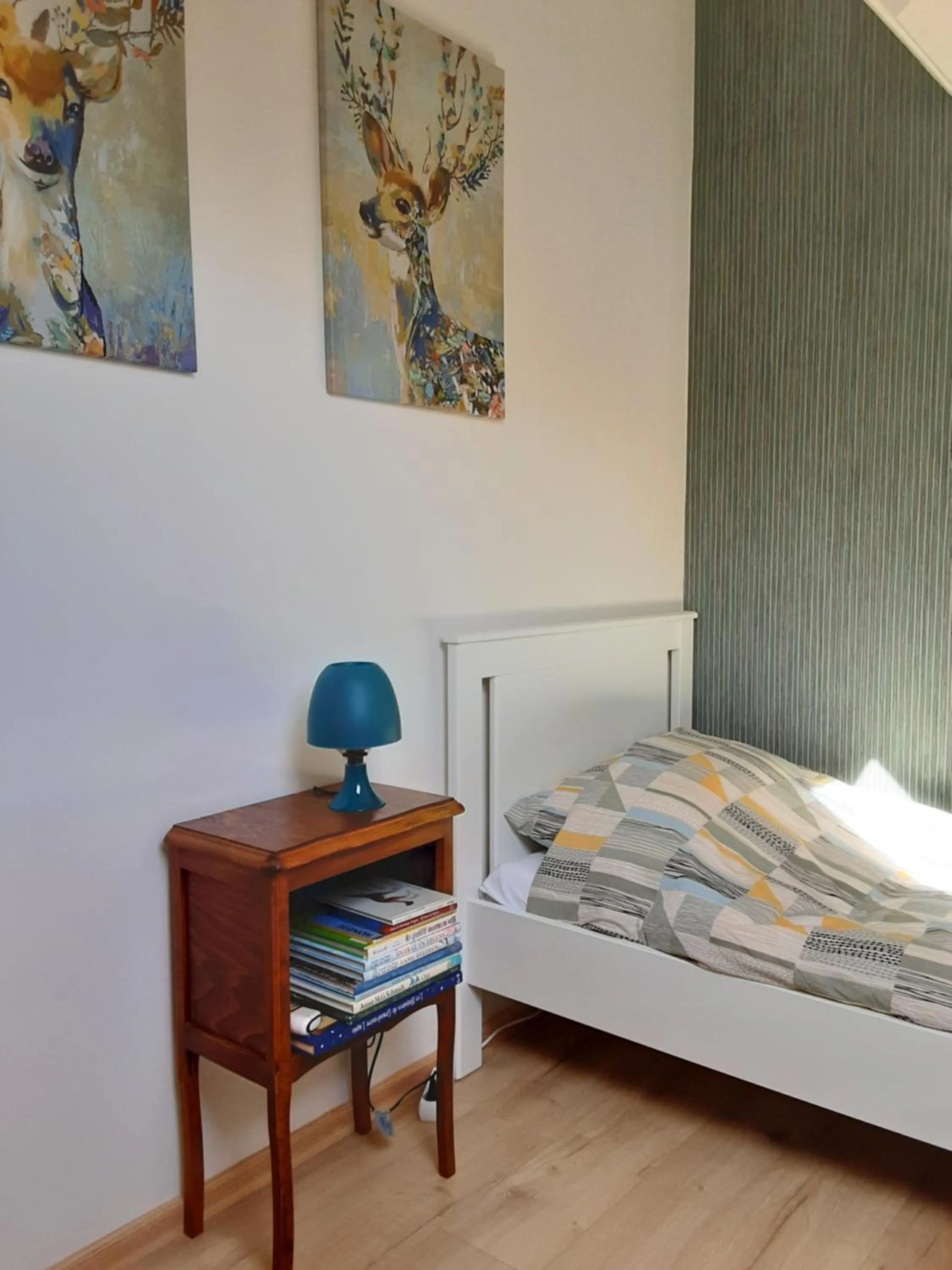 children, Bed in Champ Du Bois