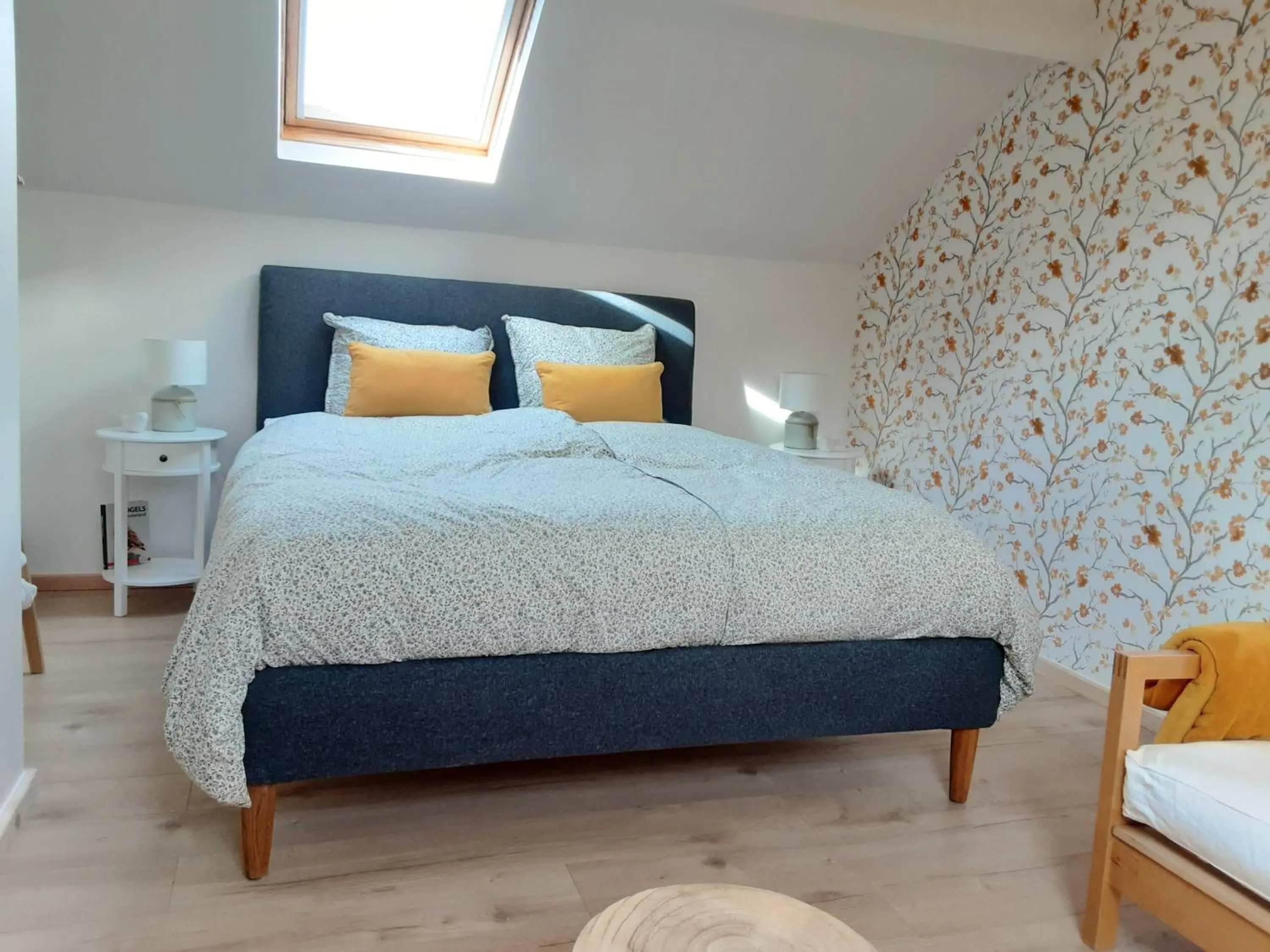 Bed in Champ Du Bois