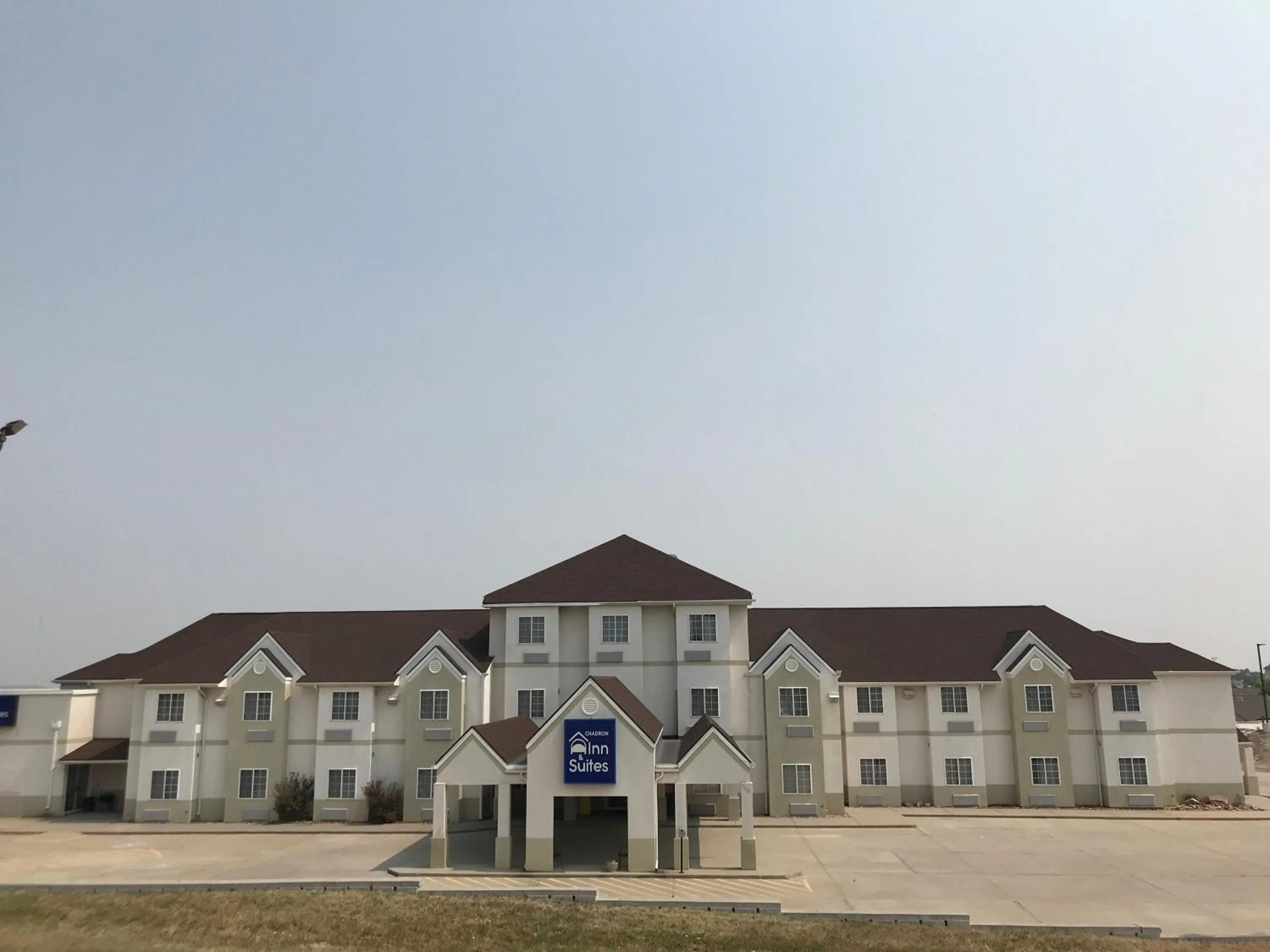 Chadron Inn & Suites