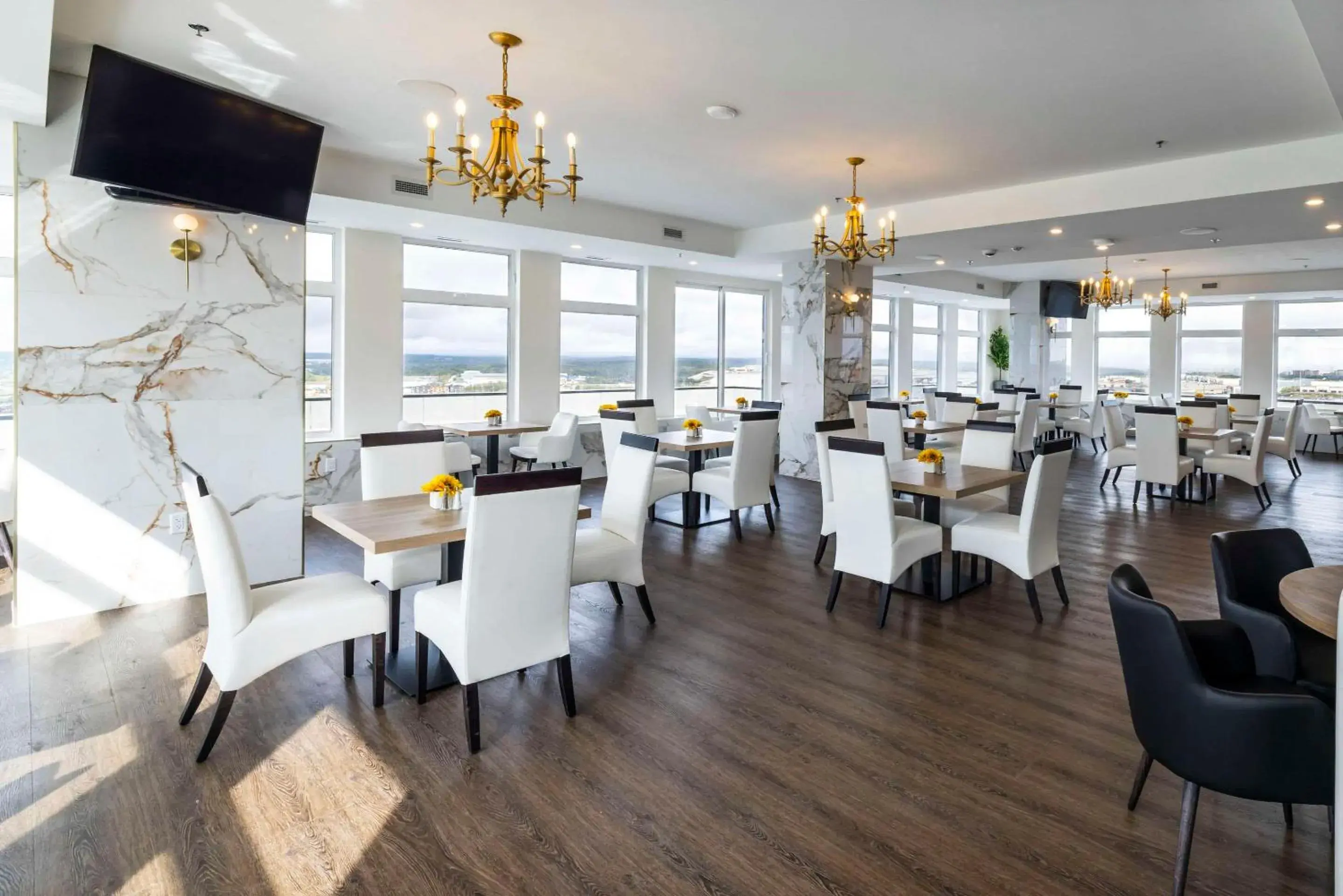 Restaurant/places to eat in Halifax Tower Hotel & Conference Centre, an Ascend Collection Hotel Restaurant/places to eat in Halifax Tower Hotel & Conference Centre, an Ascend Collection Hotel