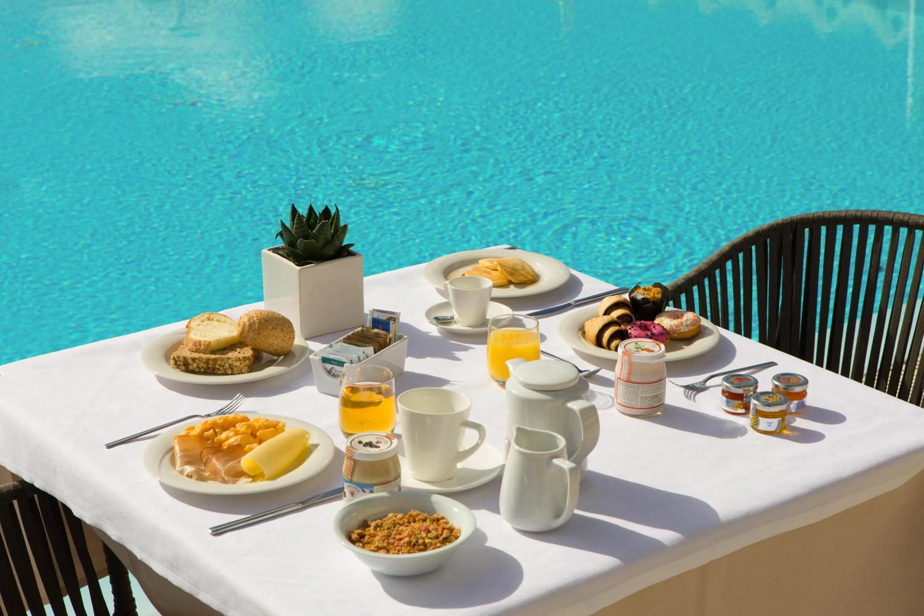 Food and drinks in Adriatic Palace Hotel