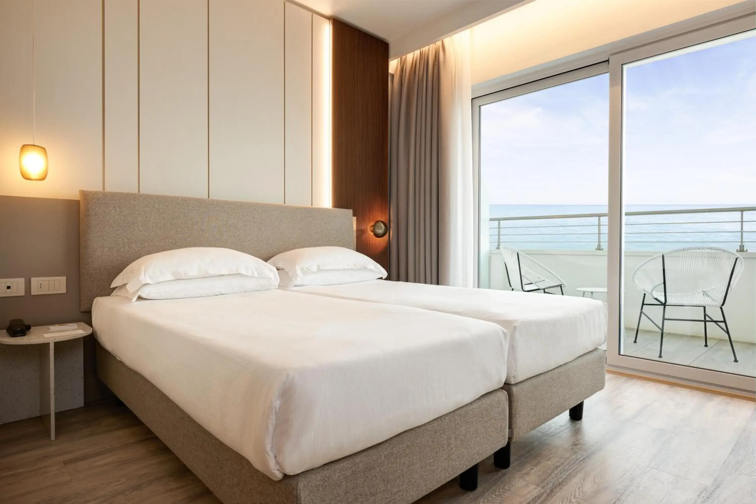 Double Room with Extra Bed and Sea View - High Floor in Adriatic Palace Hotel Double Room with Extra Bed and Sea View - High Floor in Adriatic Palace Hotel