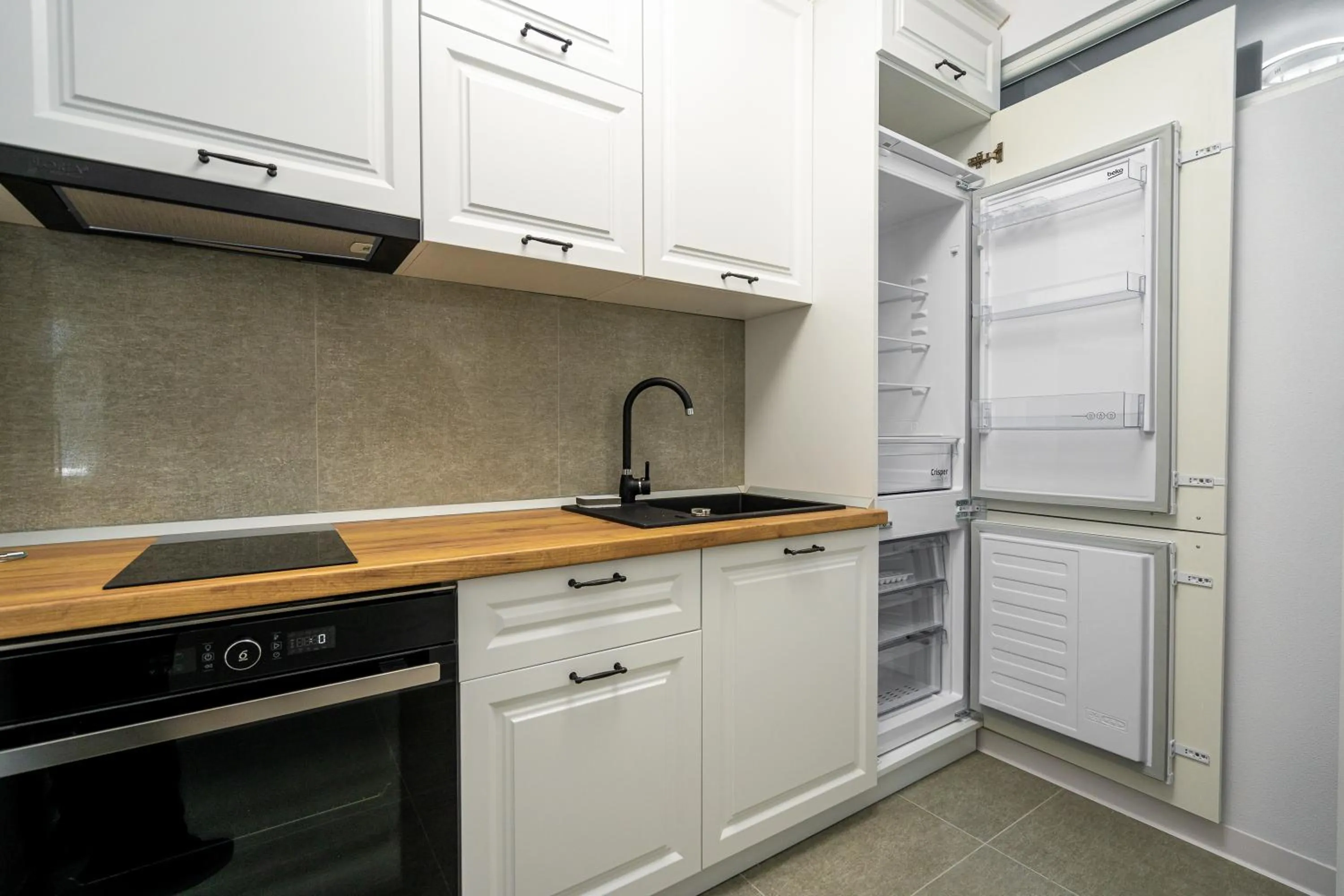 Kitchen or kitchenette in Armada Aparthotel