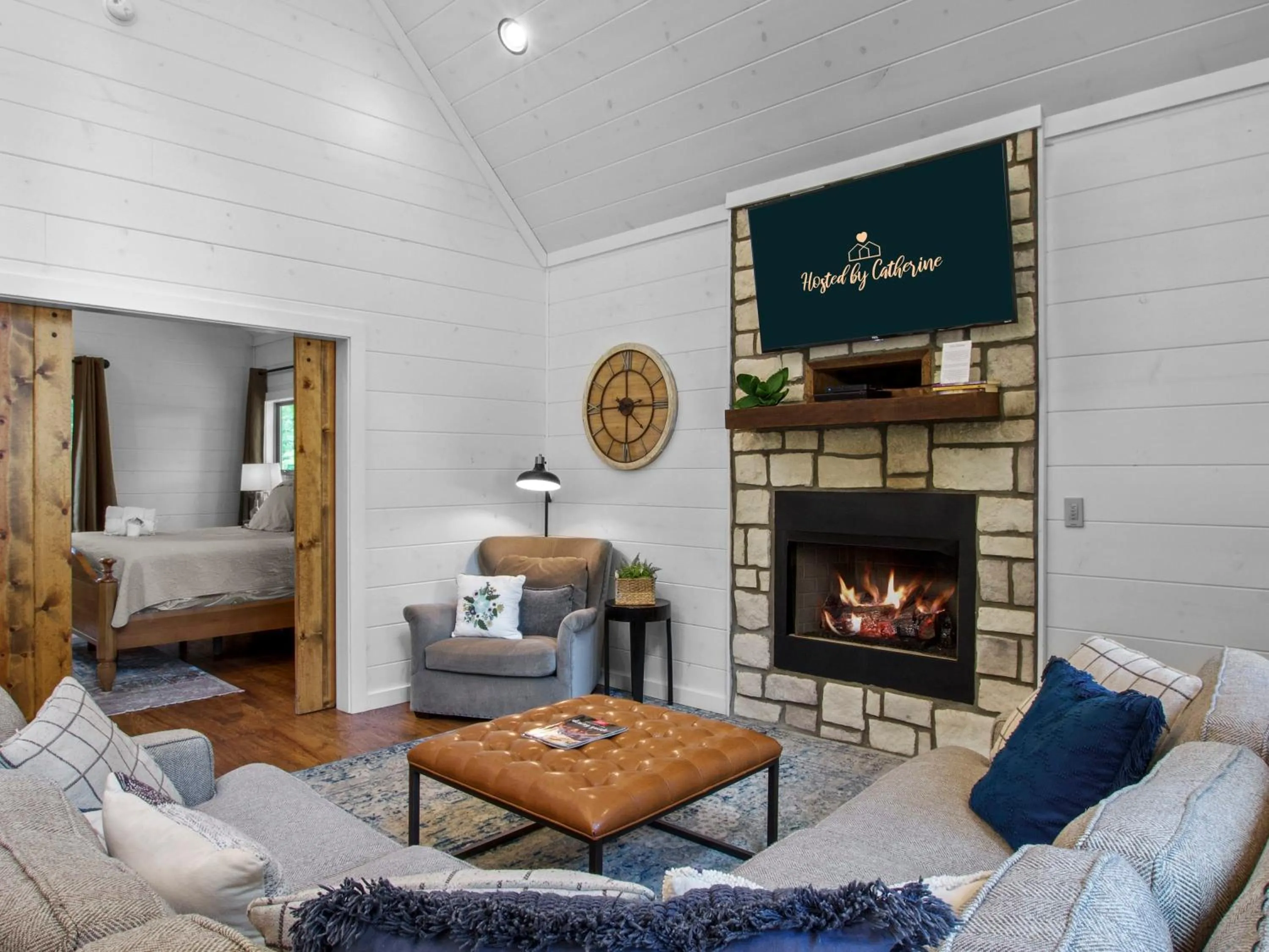 Stunning Luxury Cabin w Hot Tub and Fire Pit Holy Shiplap is Perfect Romantic Couples Getaway