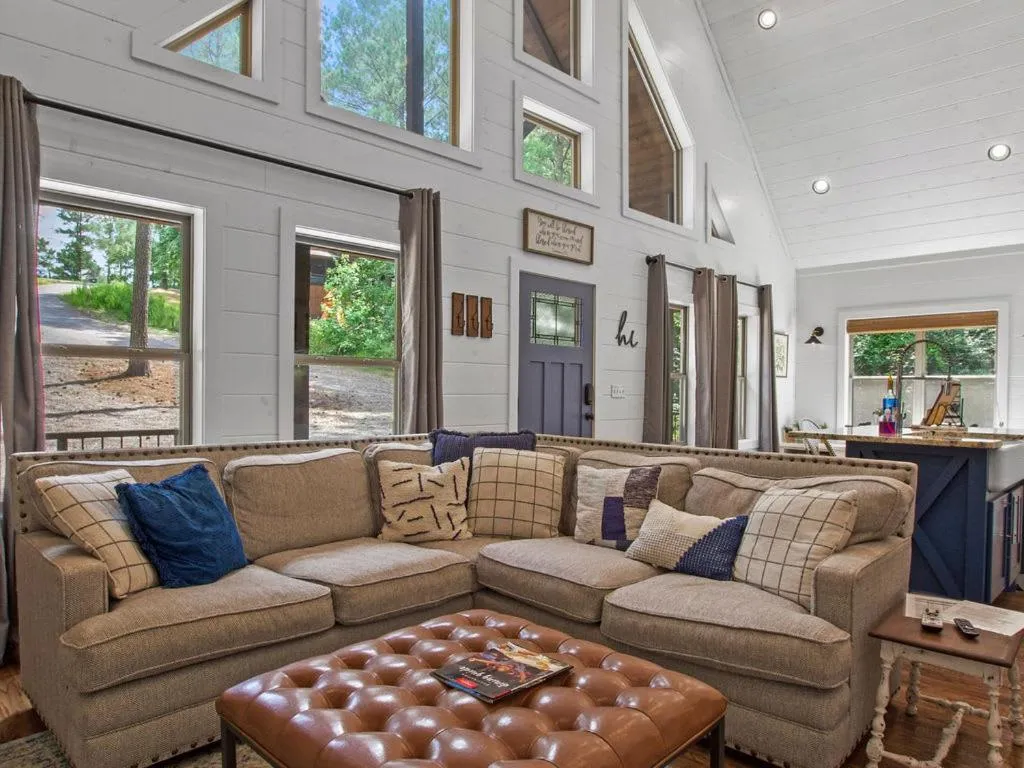 Stunning Luxury Cabin w Hot Tub and Fire Pit Holy Shiplap is Perfect Romantic Couples Getaway