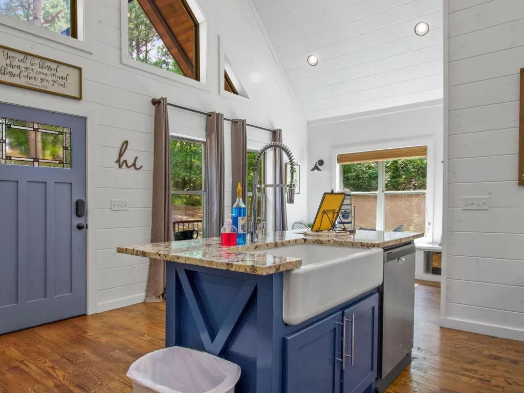 Stunning Luxury Cabin w Hot Tub and Fire Pit Holy Shiplap is Perfect Romantic Couples Getaway