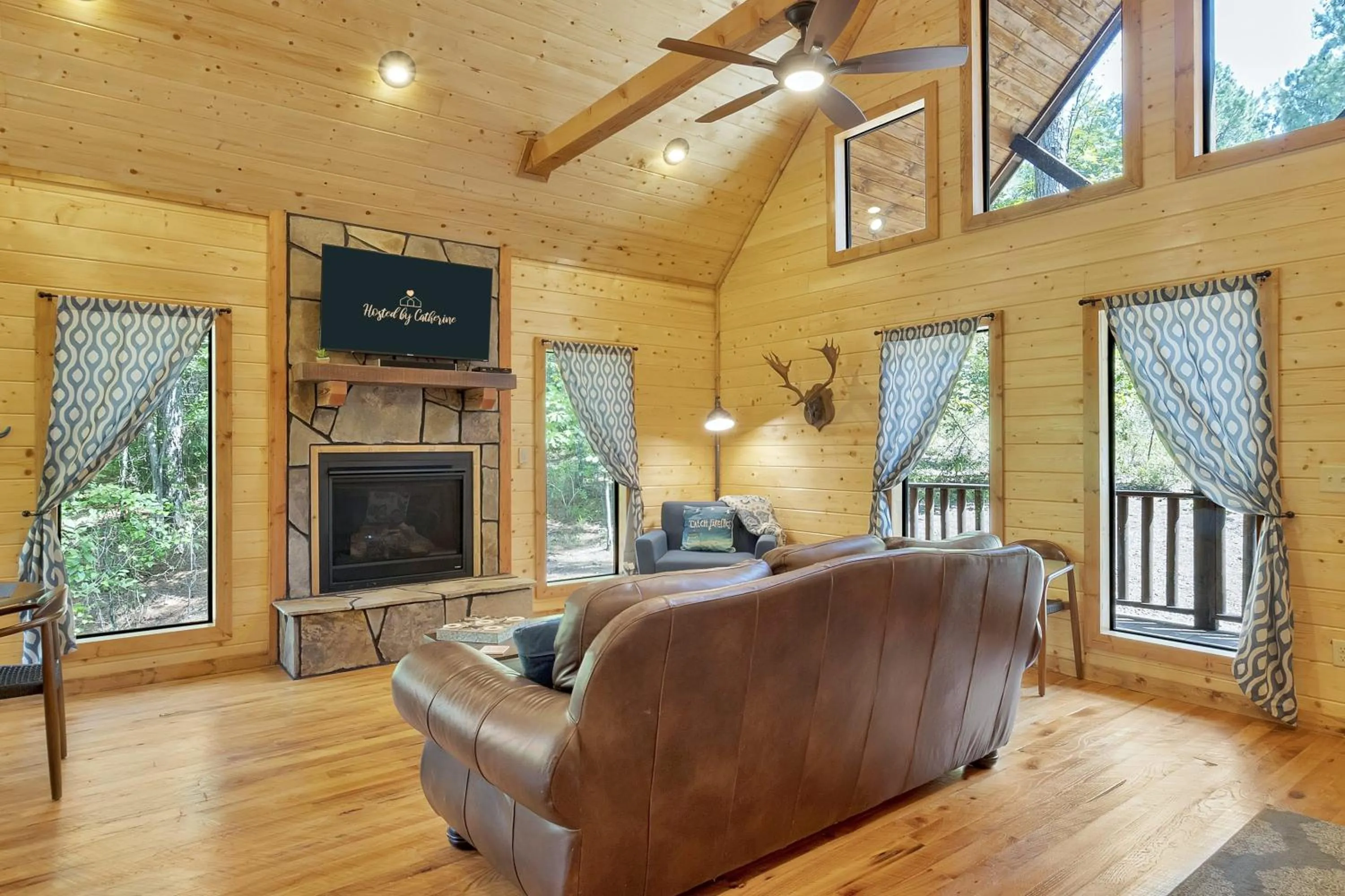 Gorgeous Idyllic Cabin w Hot Tub and Fire Pit Quittin Time is Secluded Romantic Oasis w Luxury Bathroom Double Shower and Bathtub Foosball Table