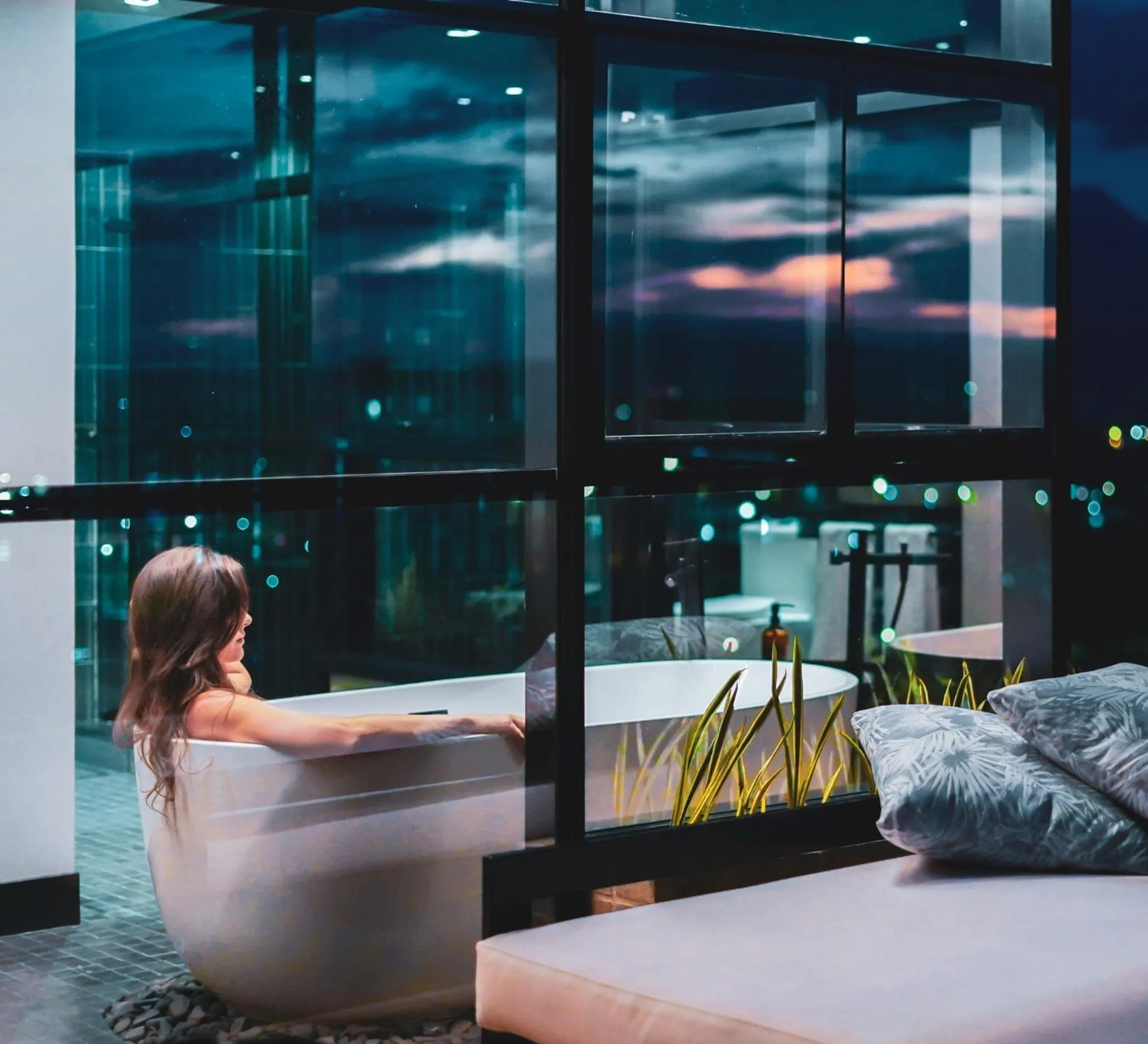 Bath, Bed in Hotel Sexto by Icono