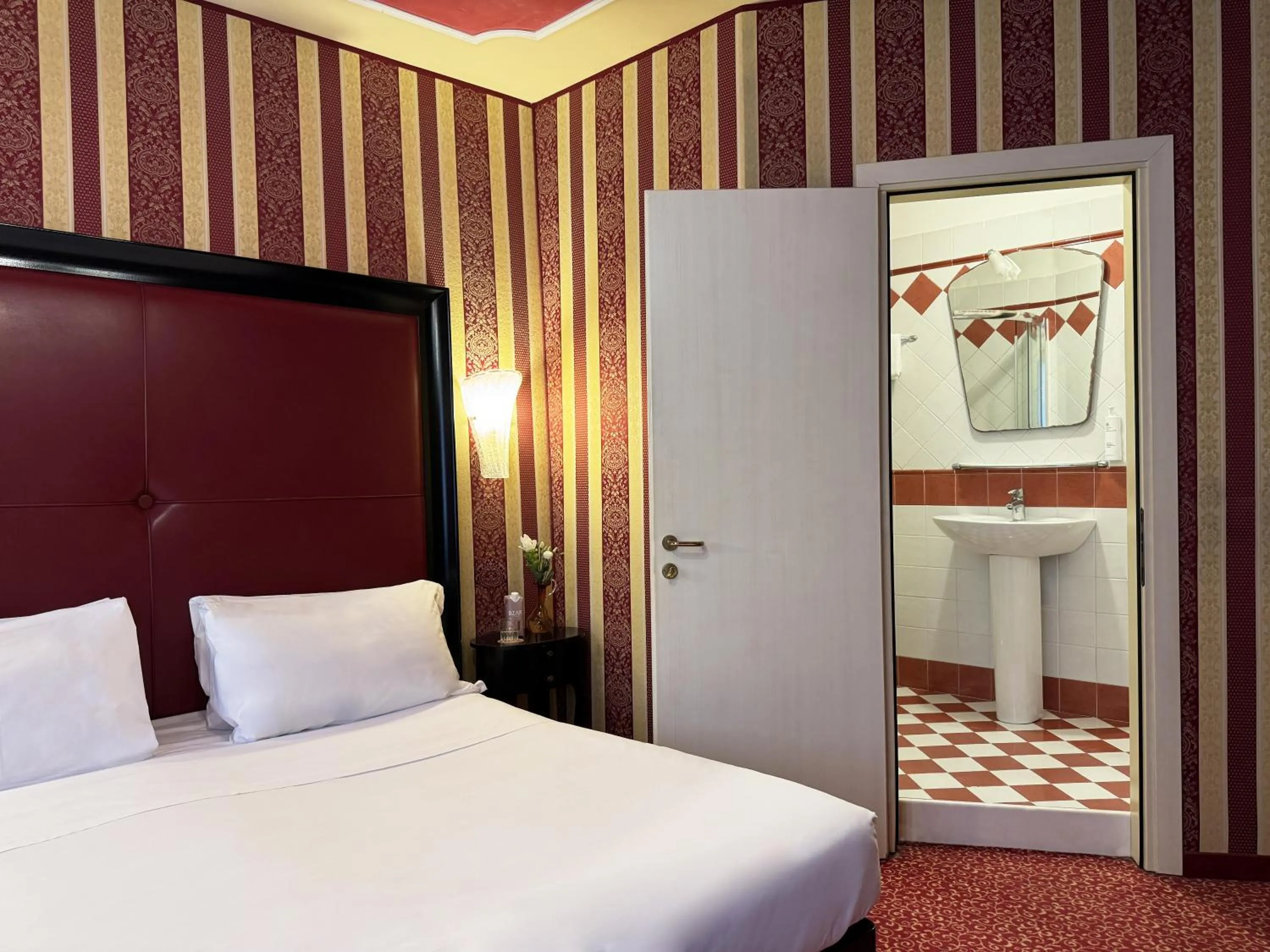 Bed in Hotel Alcyone