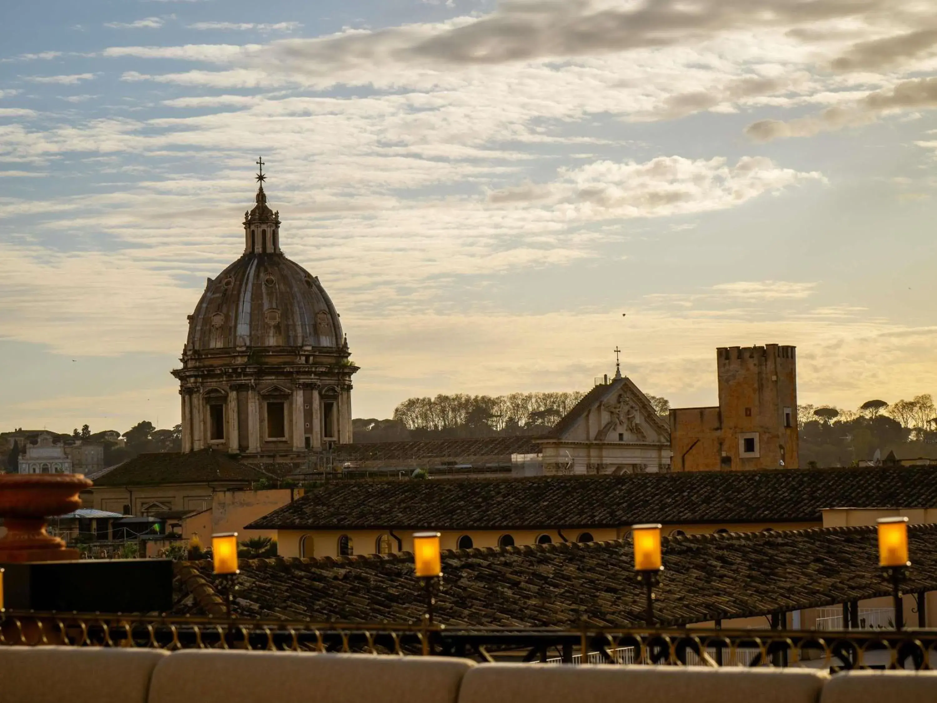 Restaurant/places to eat in Orient Express La Minerva Restaurant/places to eat in Orient Express La Minerva