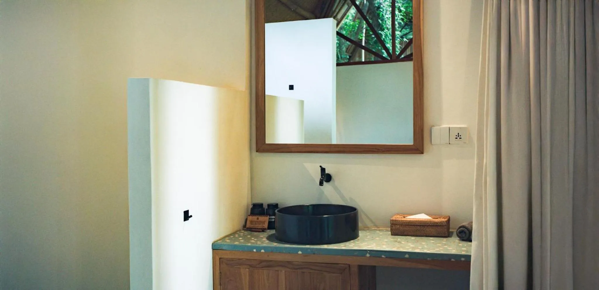 Bathroom in Kirana Retreat - Beach Front Resort