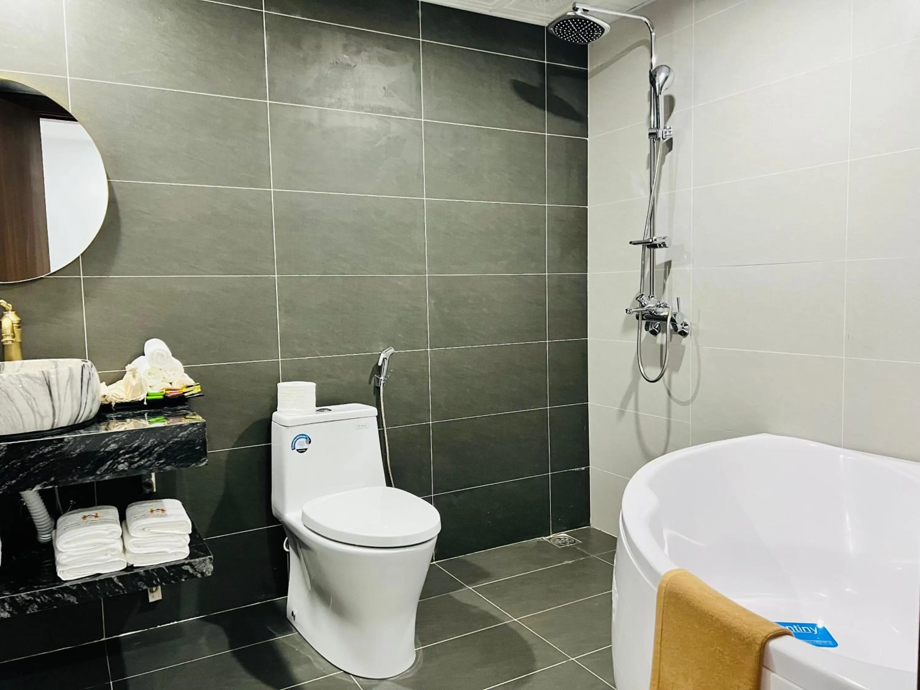 Bathroom in Sapa Grand Hills Hotel Apartments