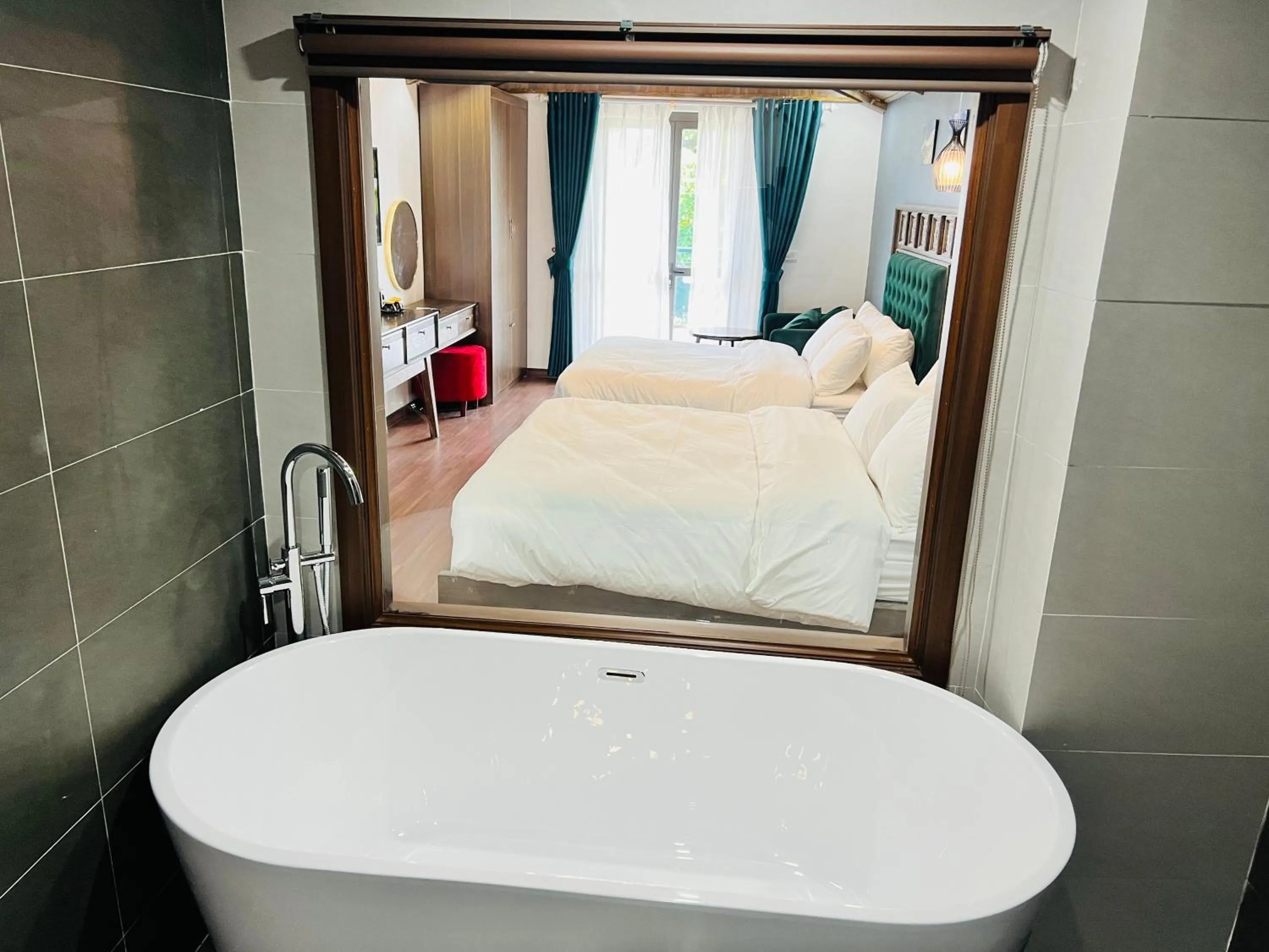 Bathroom, Bed in Sapa Grand Hills Hotel Apartments