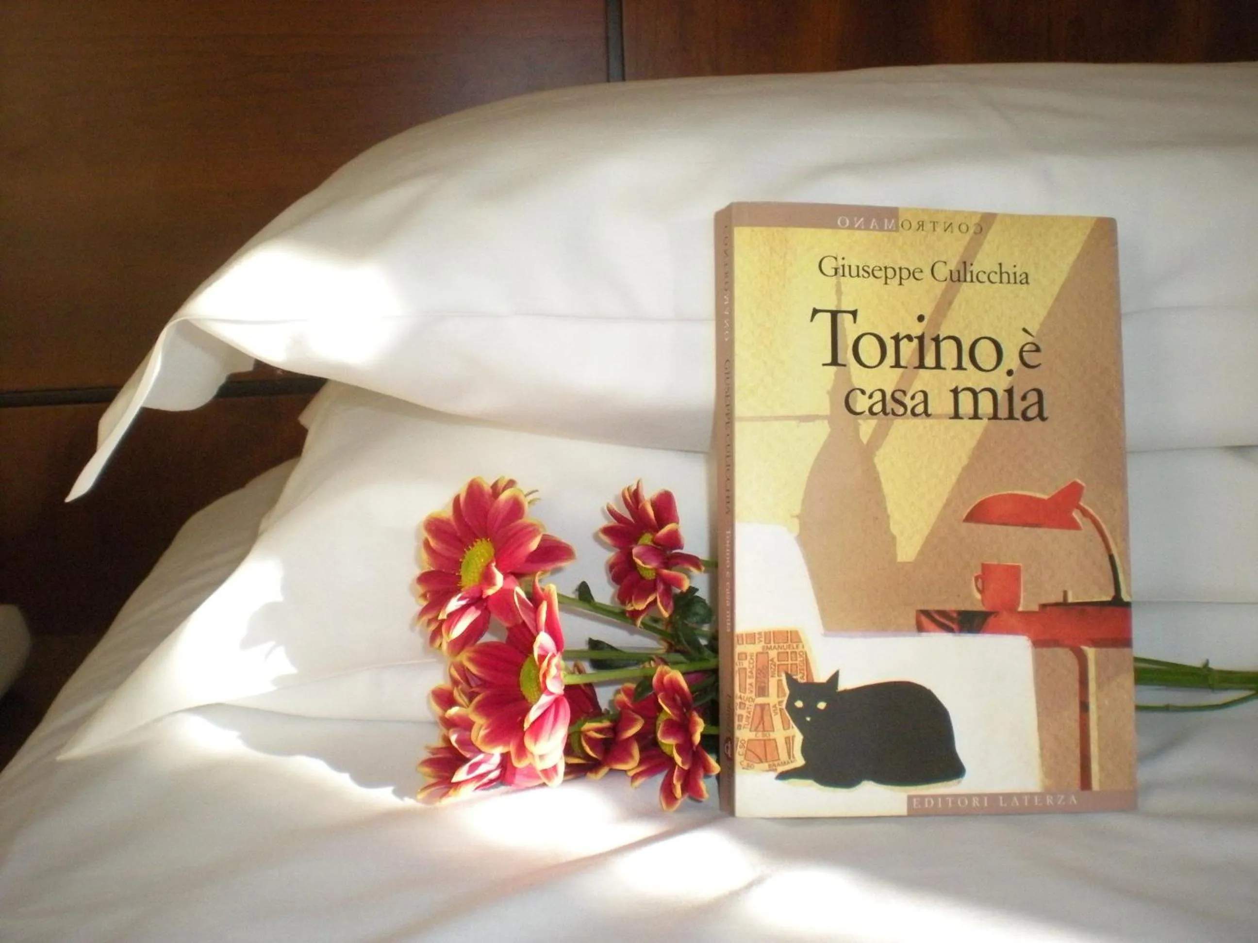 Decorative detail, Bed in Best Western Hotel Crimea