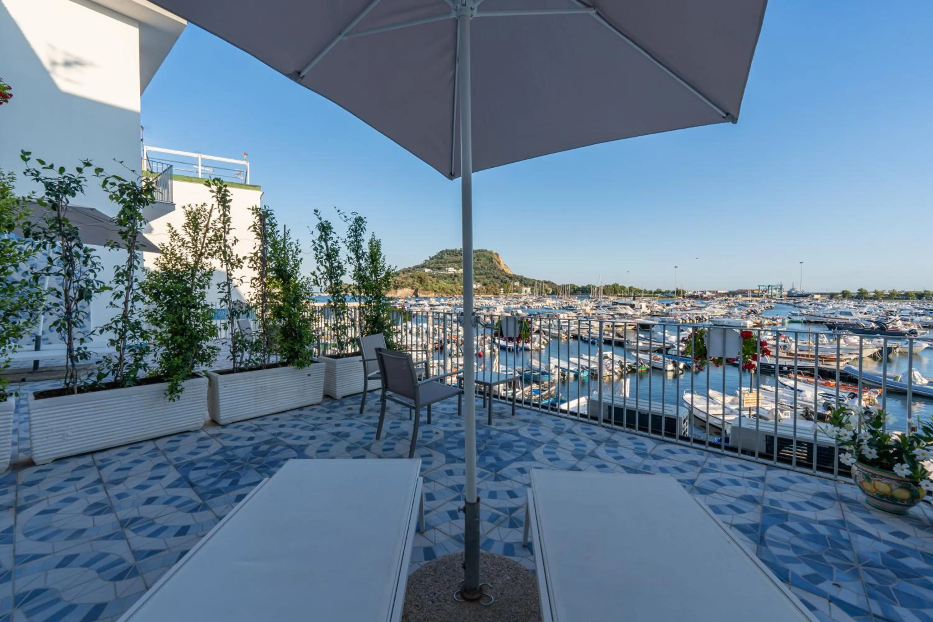 Balcony/Terrace in Baia Flegrea Meublè