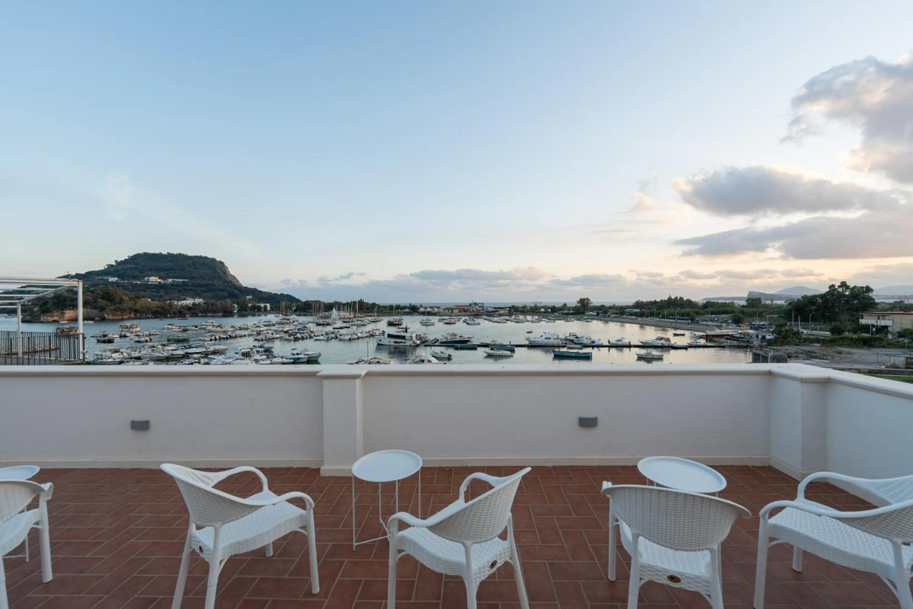 Balcony/Terrace in Baia Flegrea Meublè