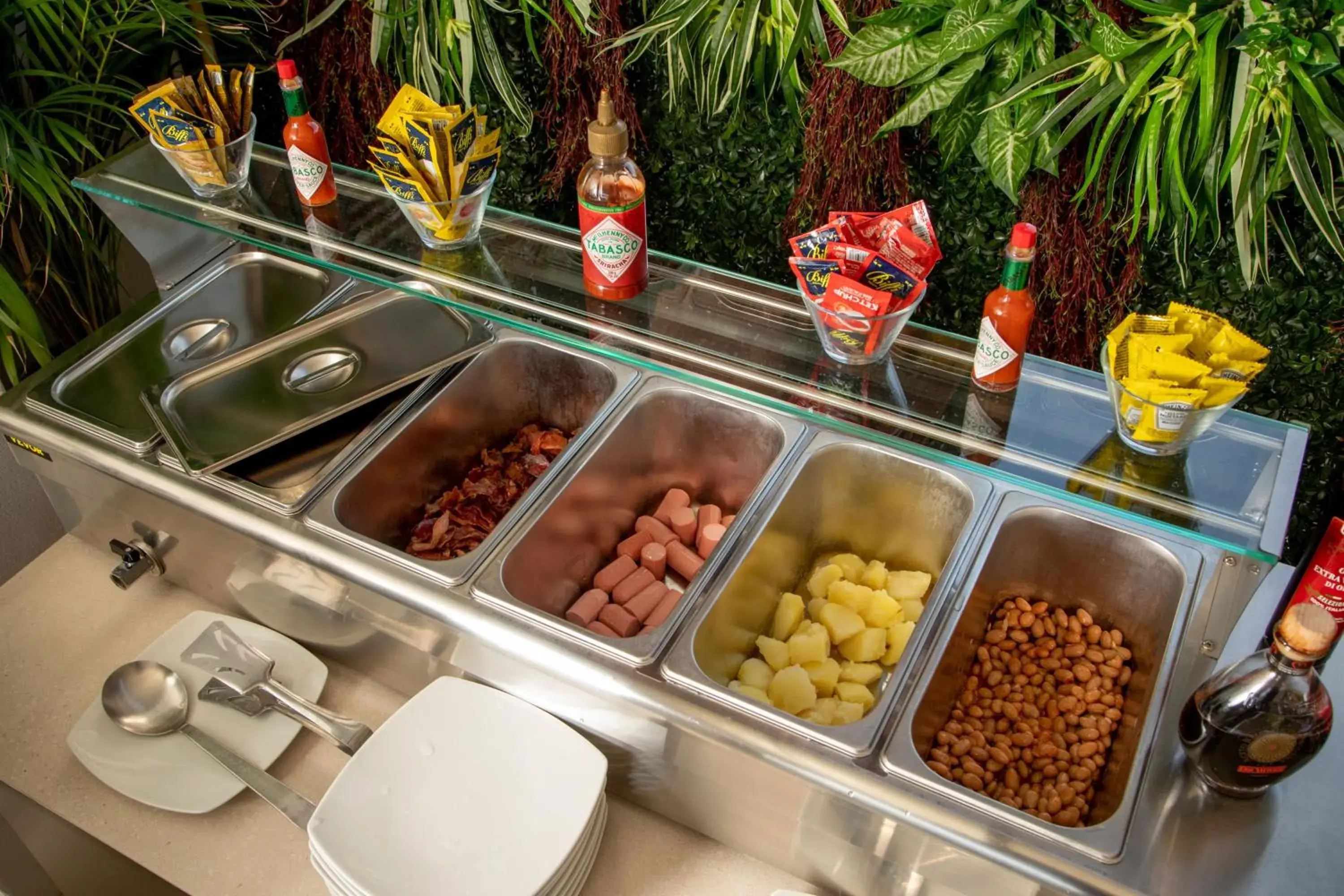 Breakfast in Cosmopolita Rome Colosseum, Tapestry Collection by Hilton Breakfast in Cosmopolita Rome Colosseum, Tapestry Collection by Hilton