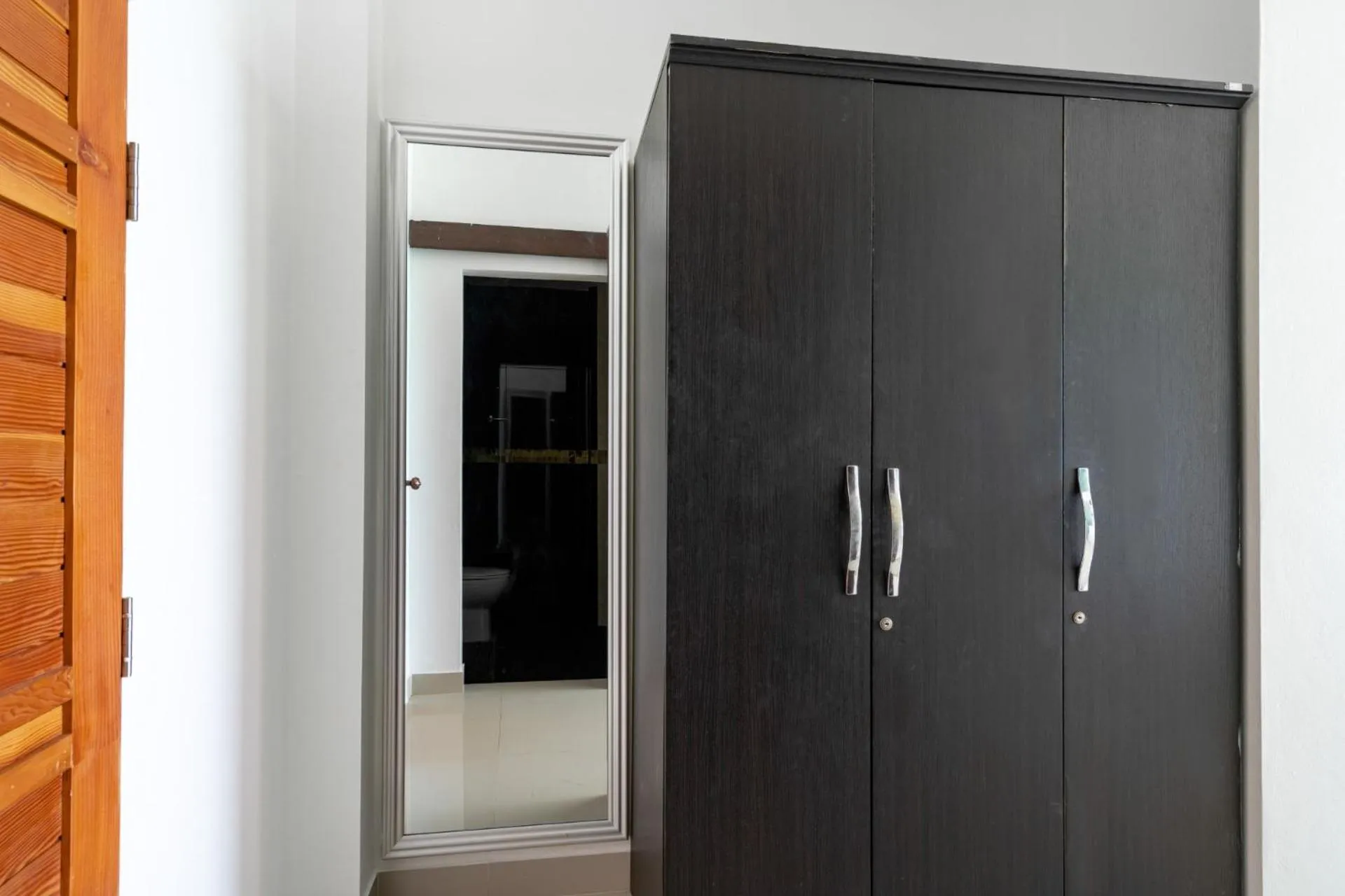 wardrobe in 4U Resort Samui